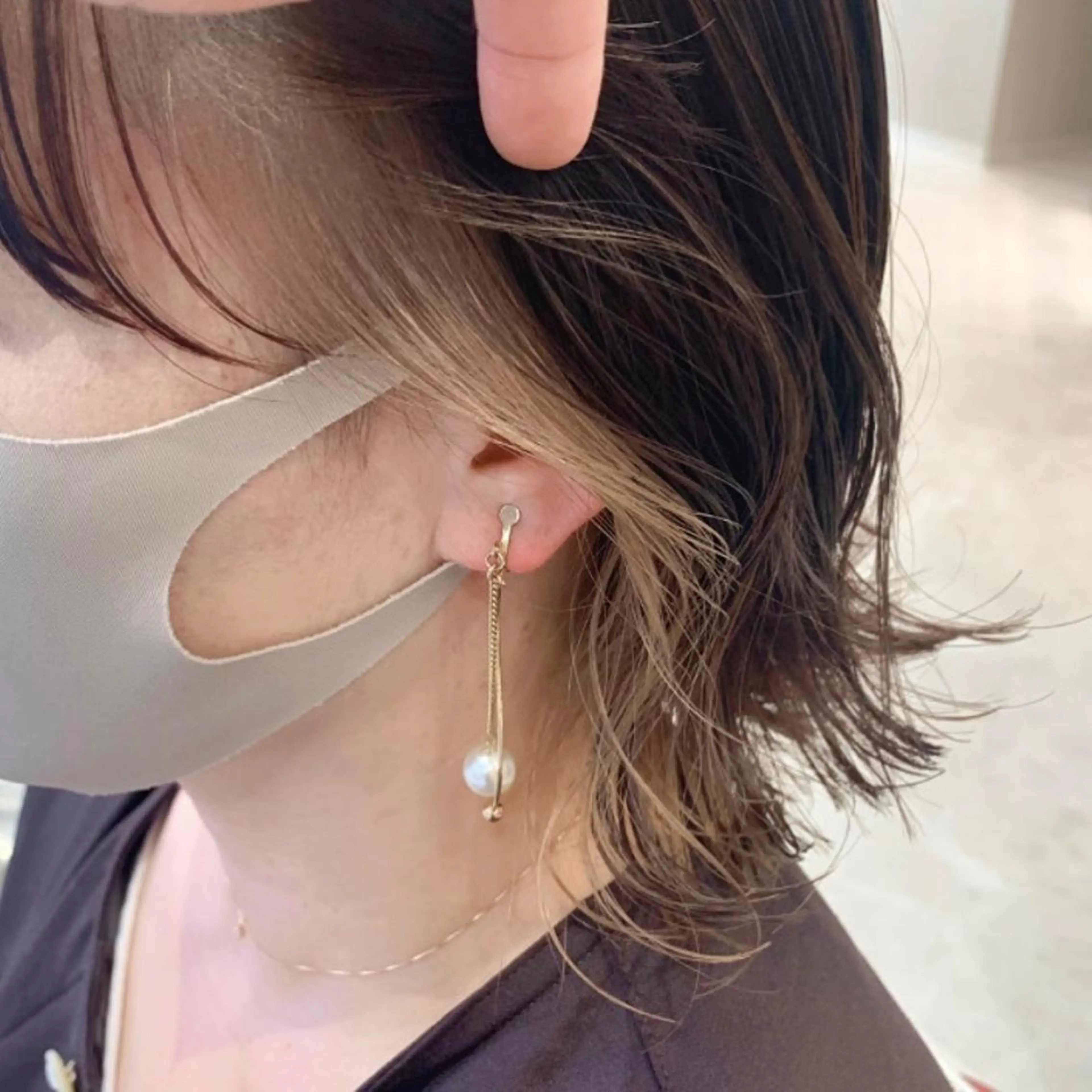 ミディアム カラー ヘアアレンジ キッズ イヤリングカラー EARTH 福岡天神赤坂店のヘアスタイル