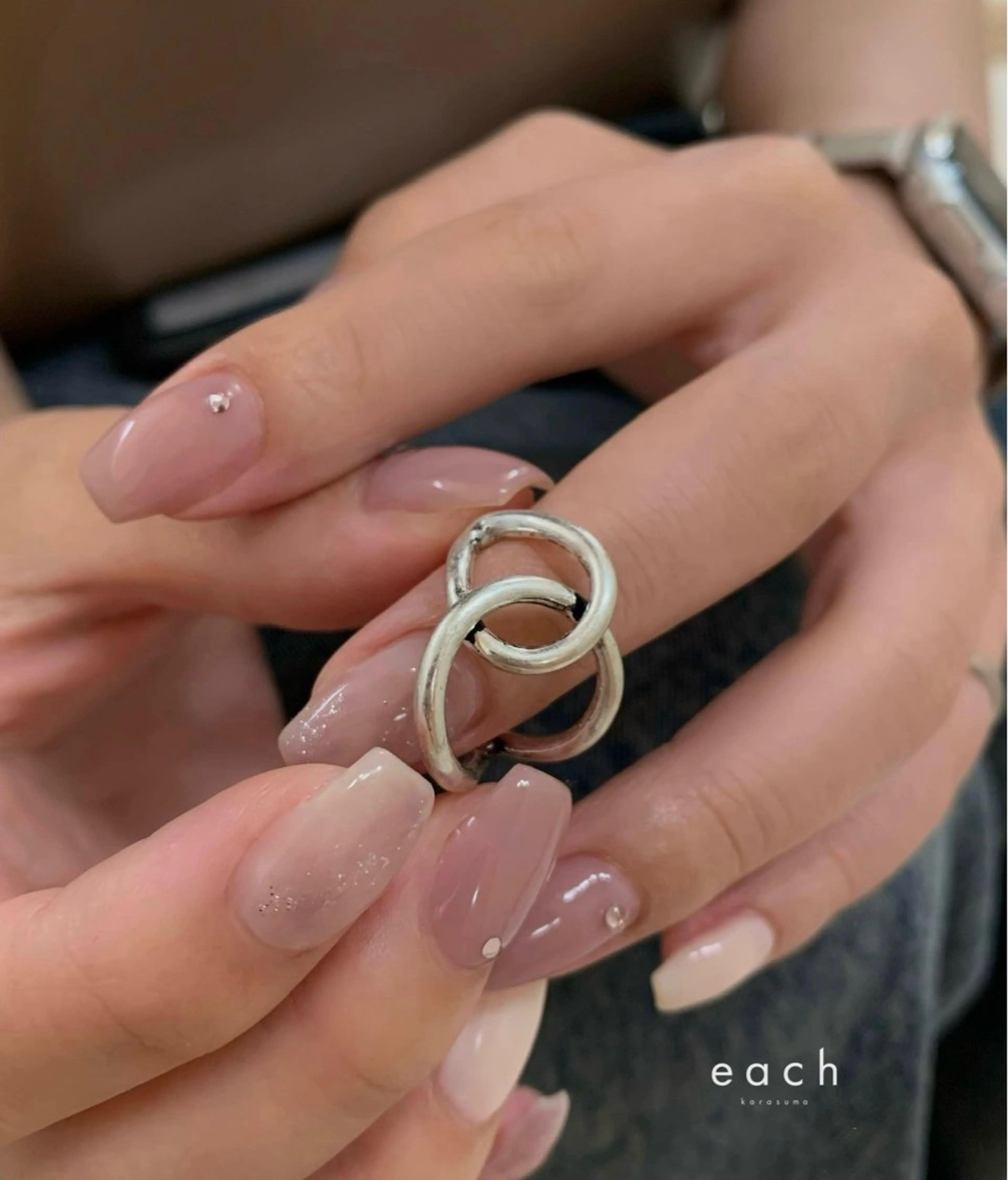 each Hibikiのネイルデザイン