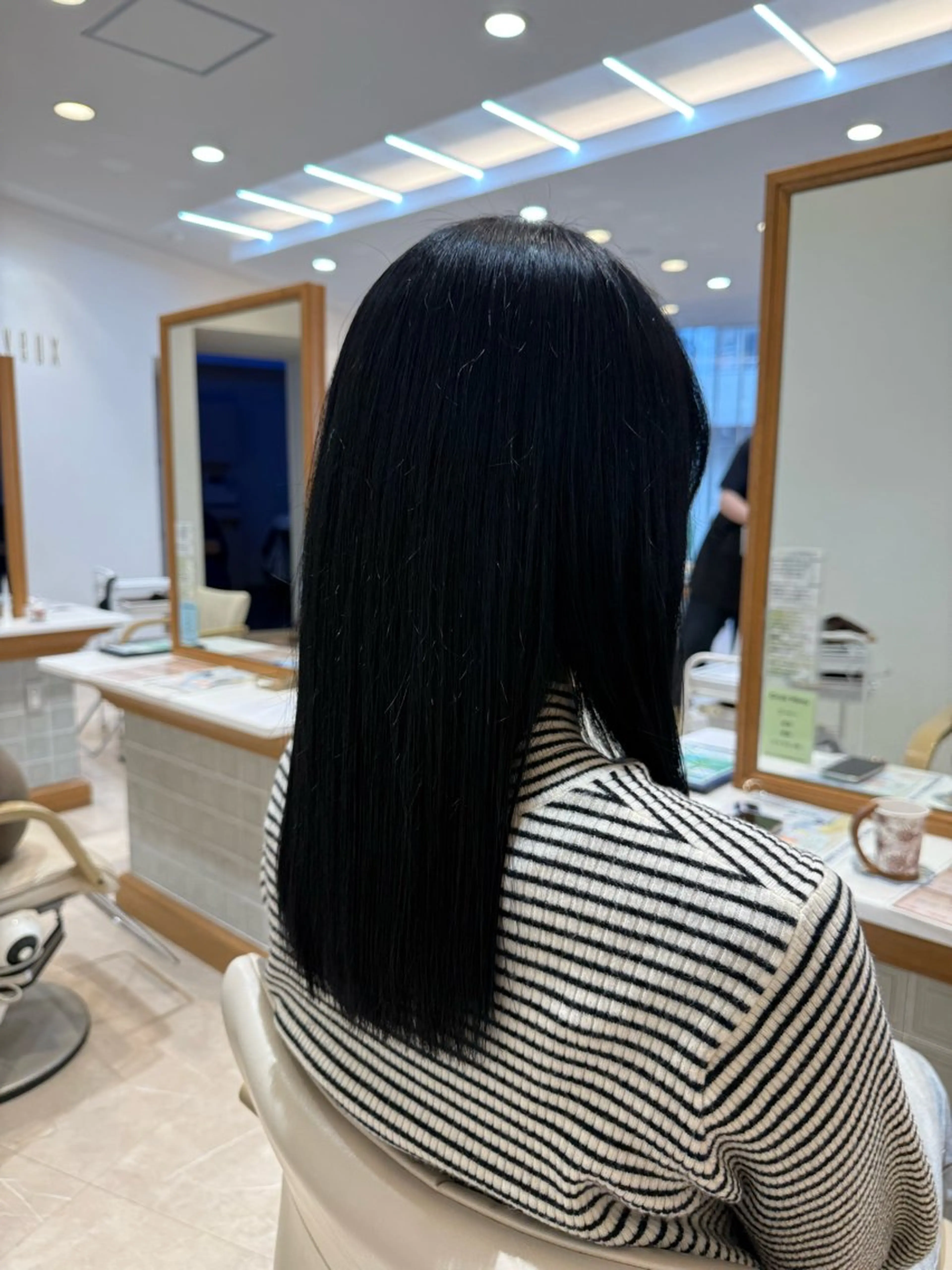 ロング カラー カット ヘアカラー 大久保 琳冬のヘアスタイル