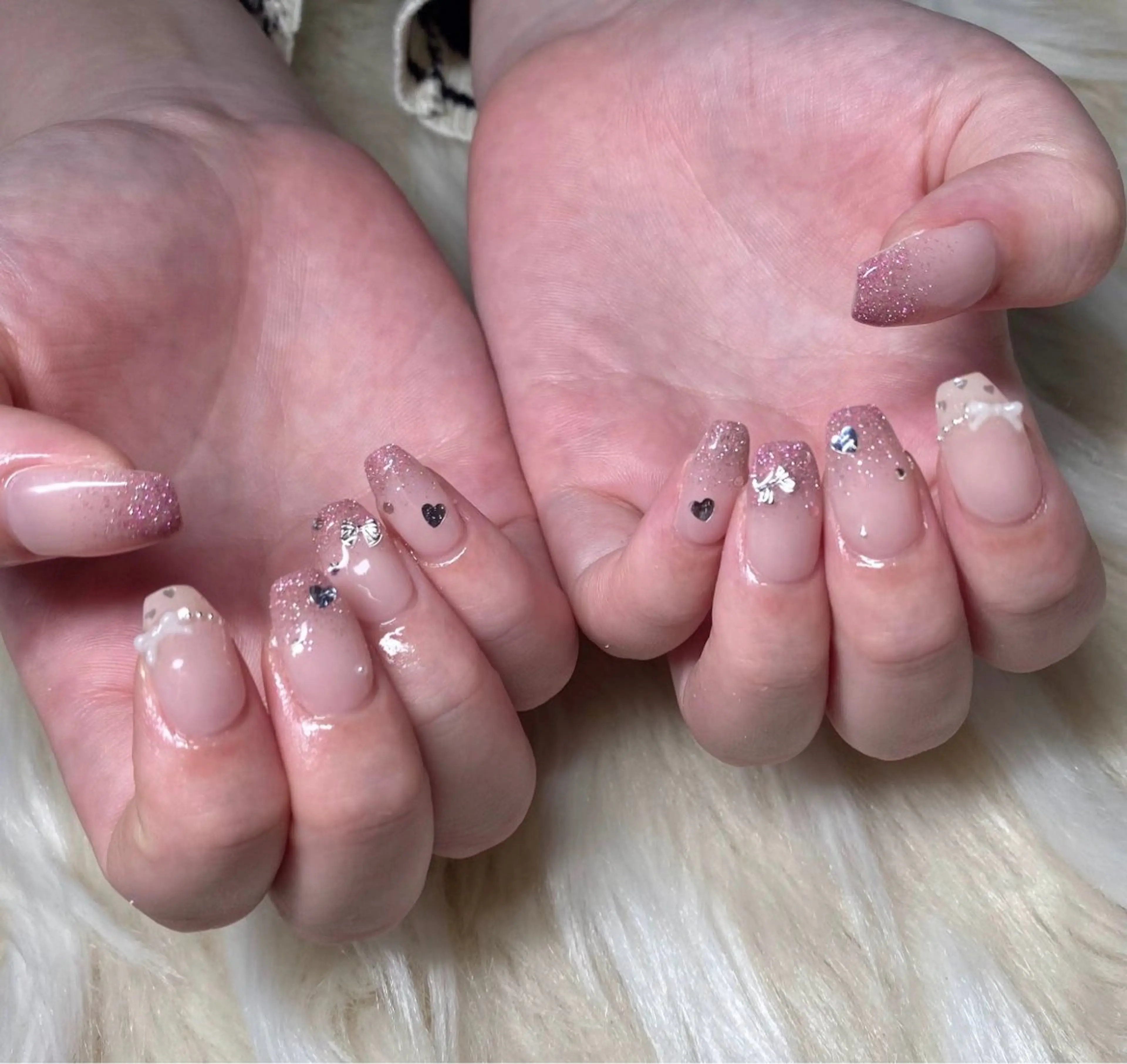 ネイル 長さ出し ジェルネイル グラデーション 韓国ネイル ラメ(グリッター) ハンドネイル Nail&eye Belire 新宿のネイルデザイン