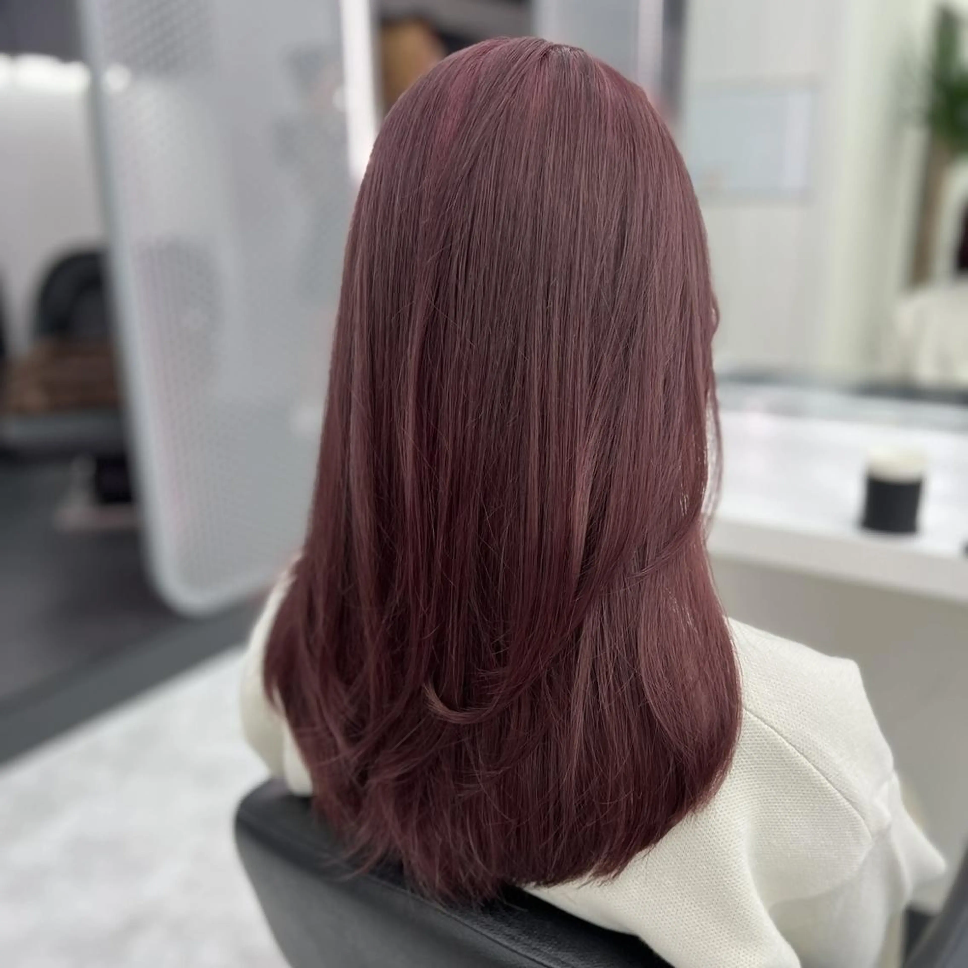 カラー トレンド暖色ヘア🍒 miu🍒のヘアスタイル