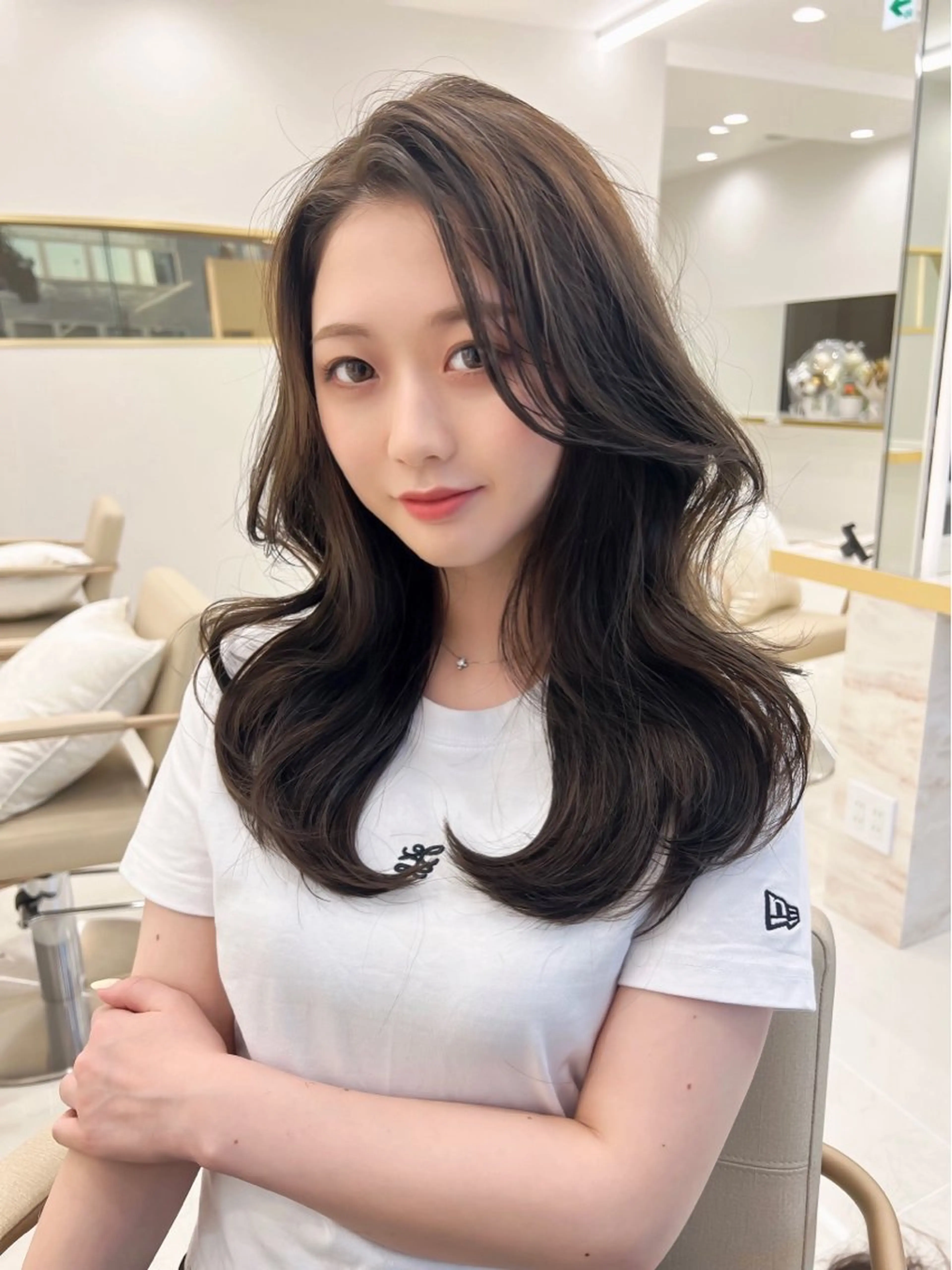 ミディアム 韓国風ヘア レイヤーカット トリートメント MAEUL 【マウル】栄のヘアスタイル