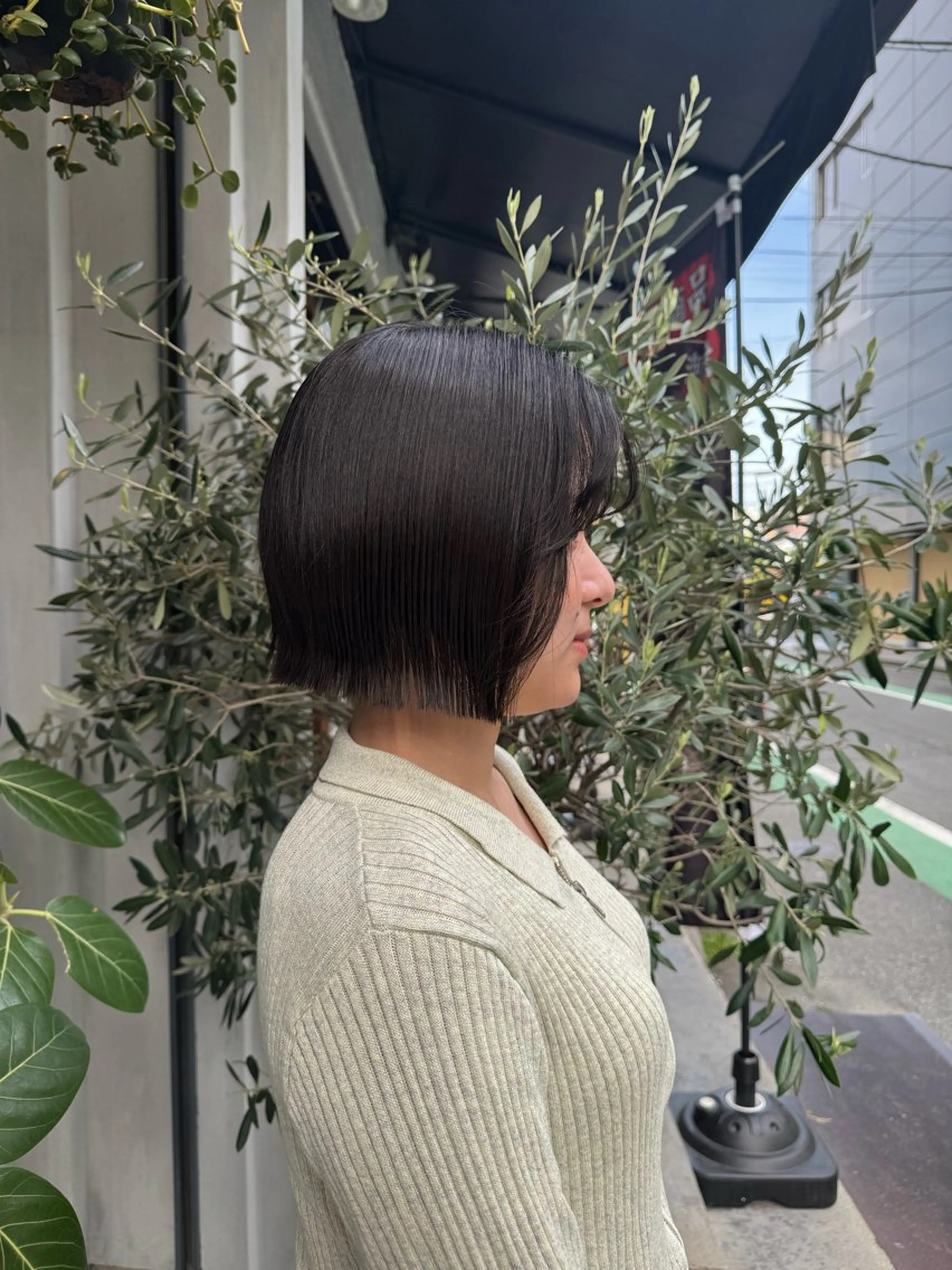 ショート カラー アッシュ オリーブアッシュ オレンジ ボブ カット ヘアカラー トリートメント ENIF　大島 芽生のヘアスタイル