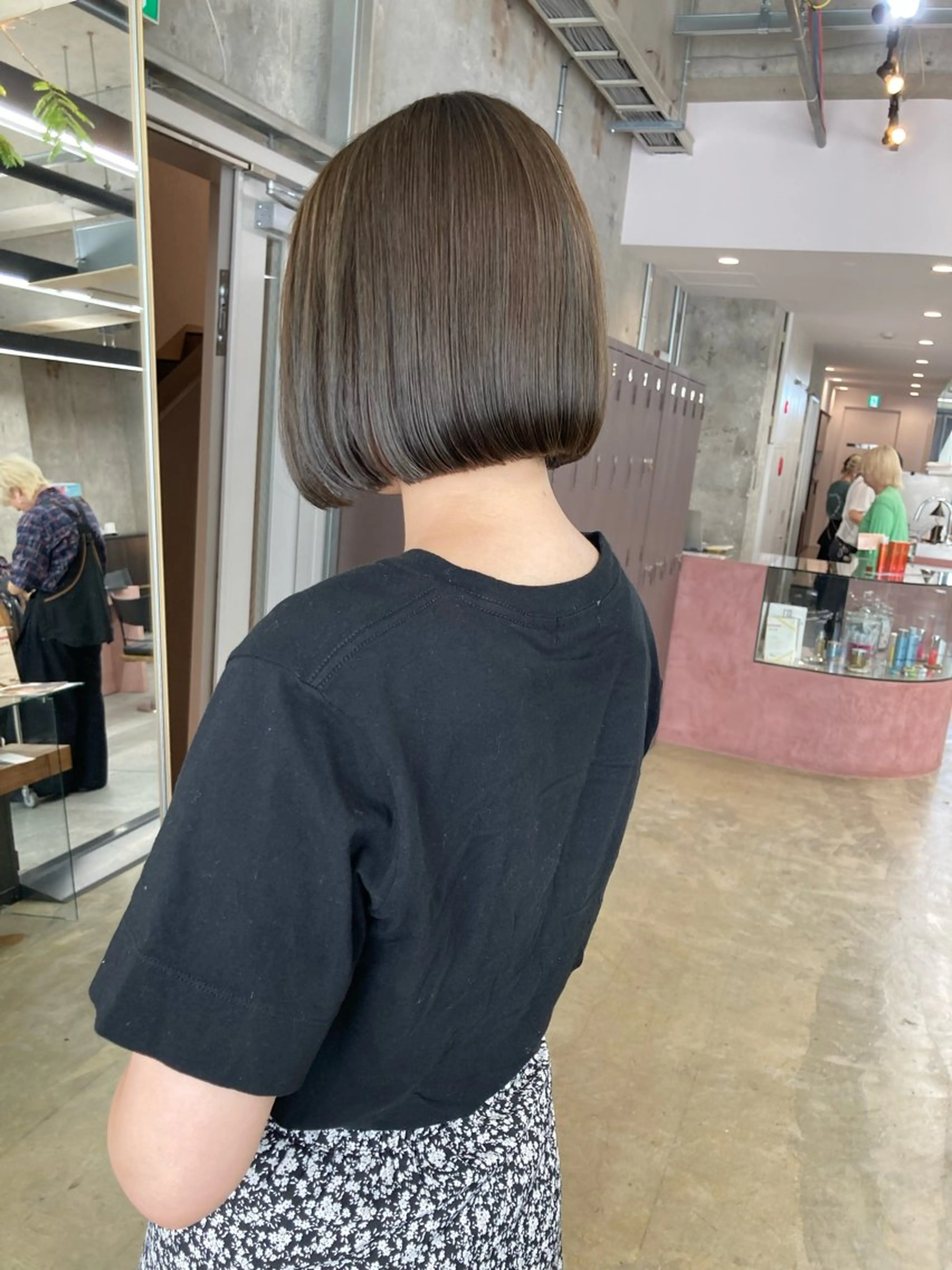 ミディアム カラー ハイライトカラー ハイライト ヘアカラー 小木曽智美 /ボブ/ショートのヘアスタイル