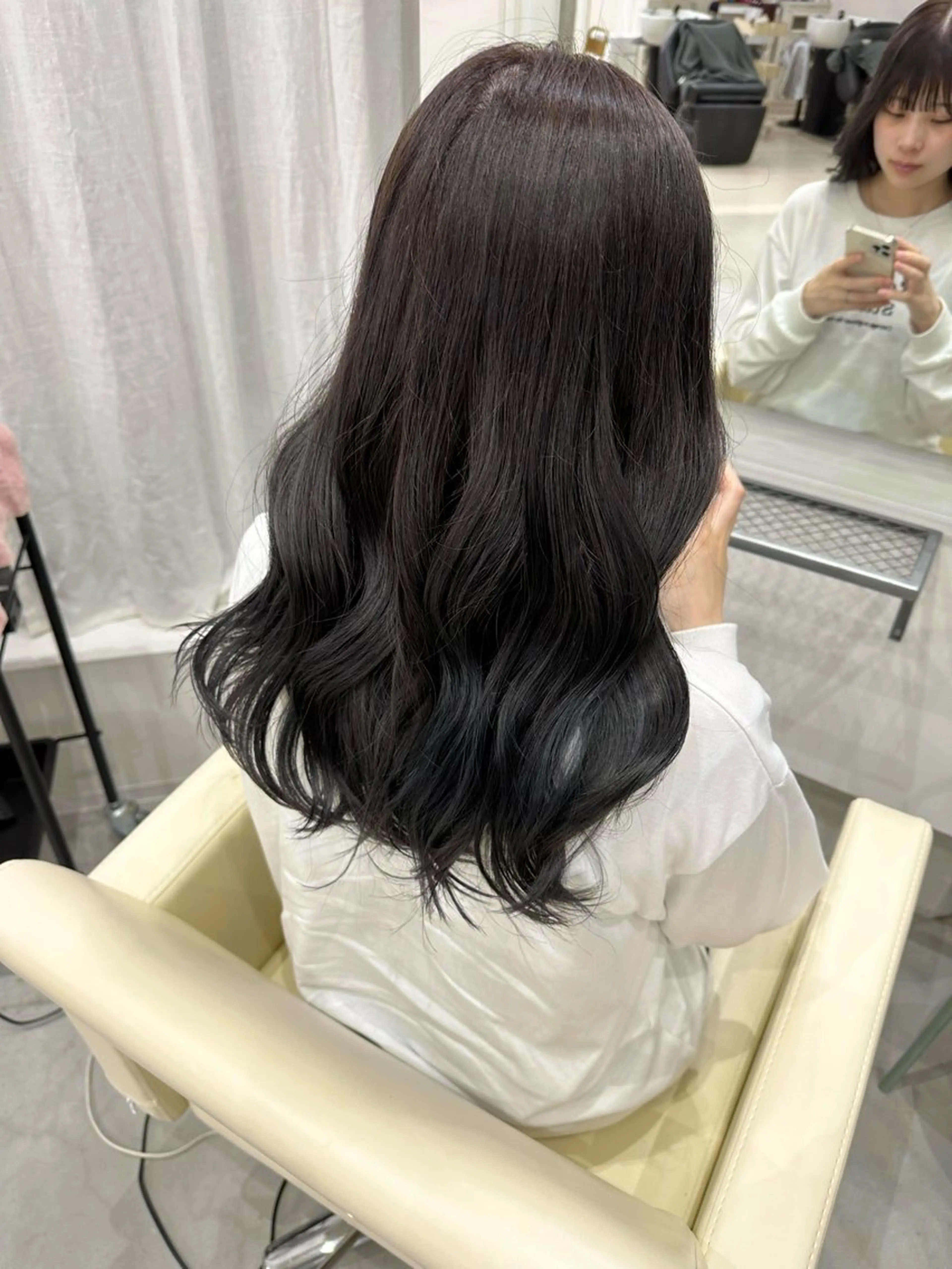 ロング カラー さあや 【透け感/艶感】のヘアスタイル