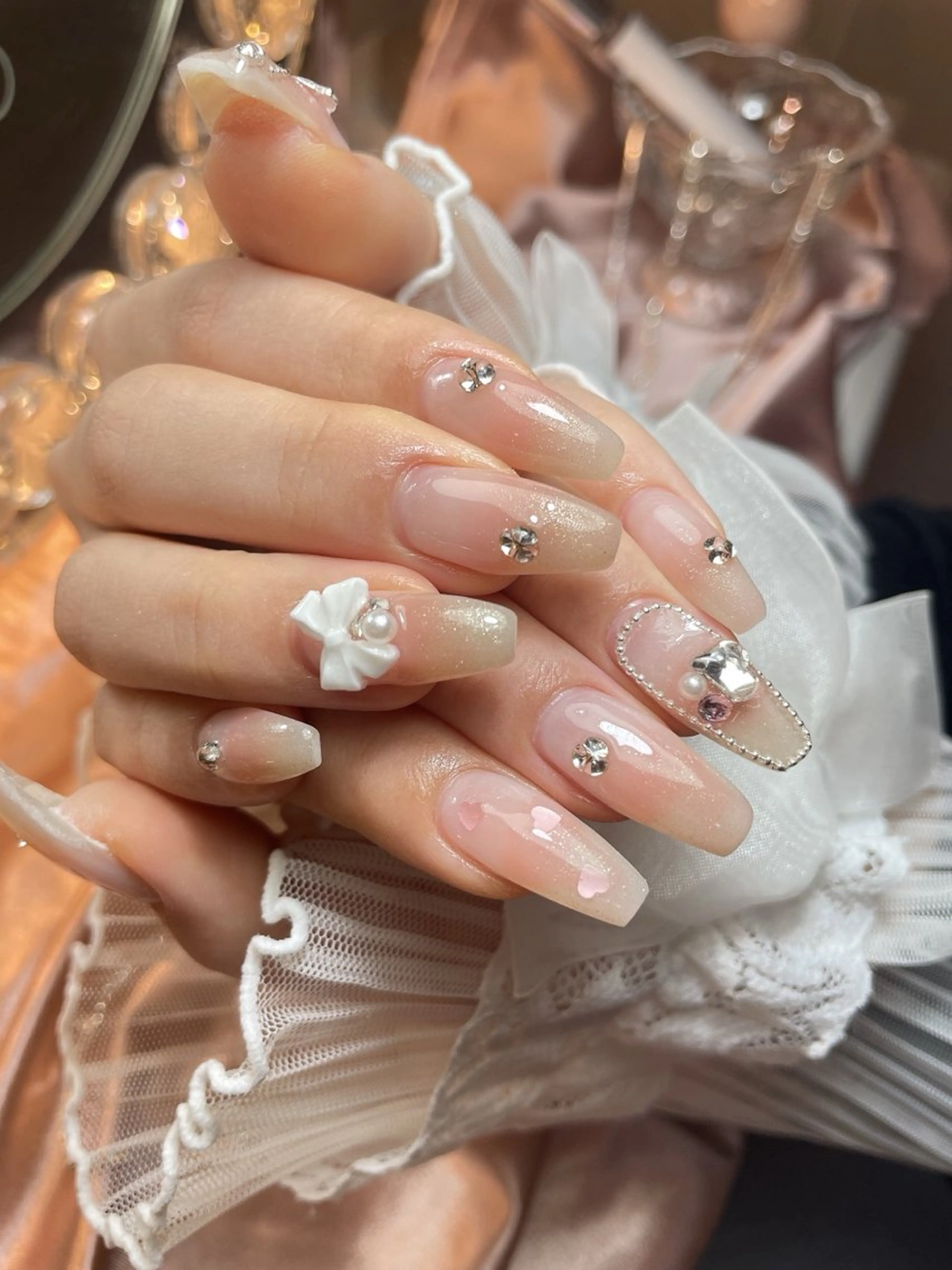 ネイル 23時まで❤︎韓国、 ワンホンネイルのネイルデザイン