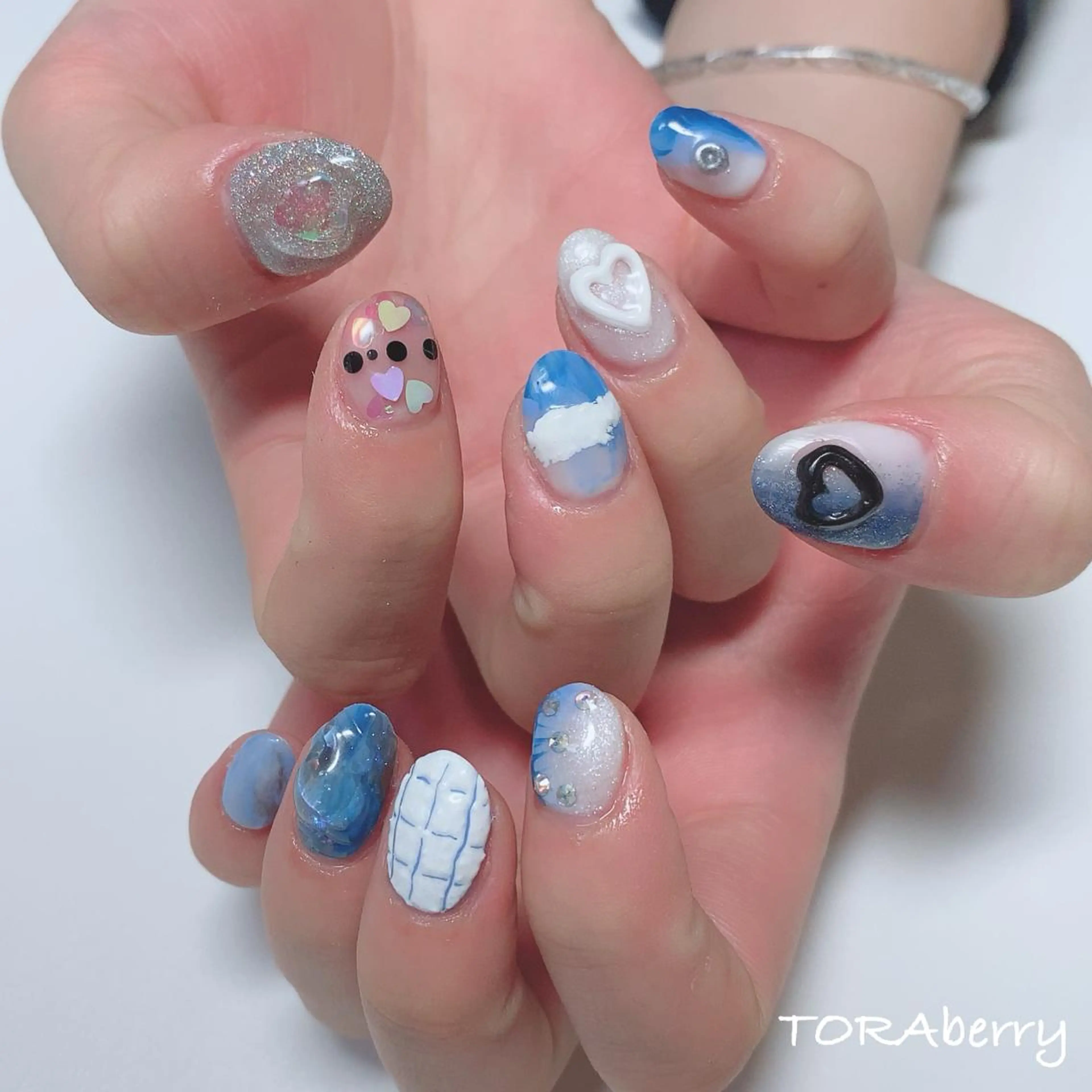 ネイル ハンドネイル ネイリスト なつみのネイルデザイン