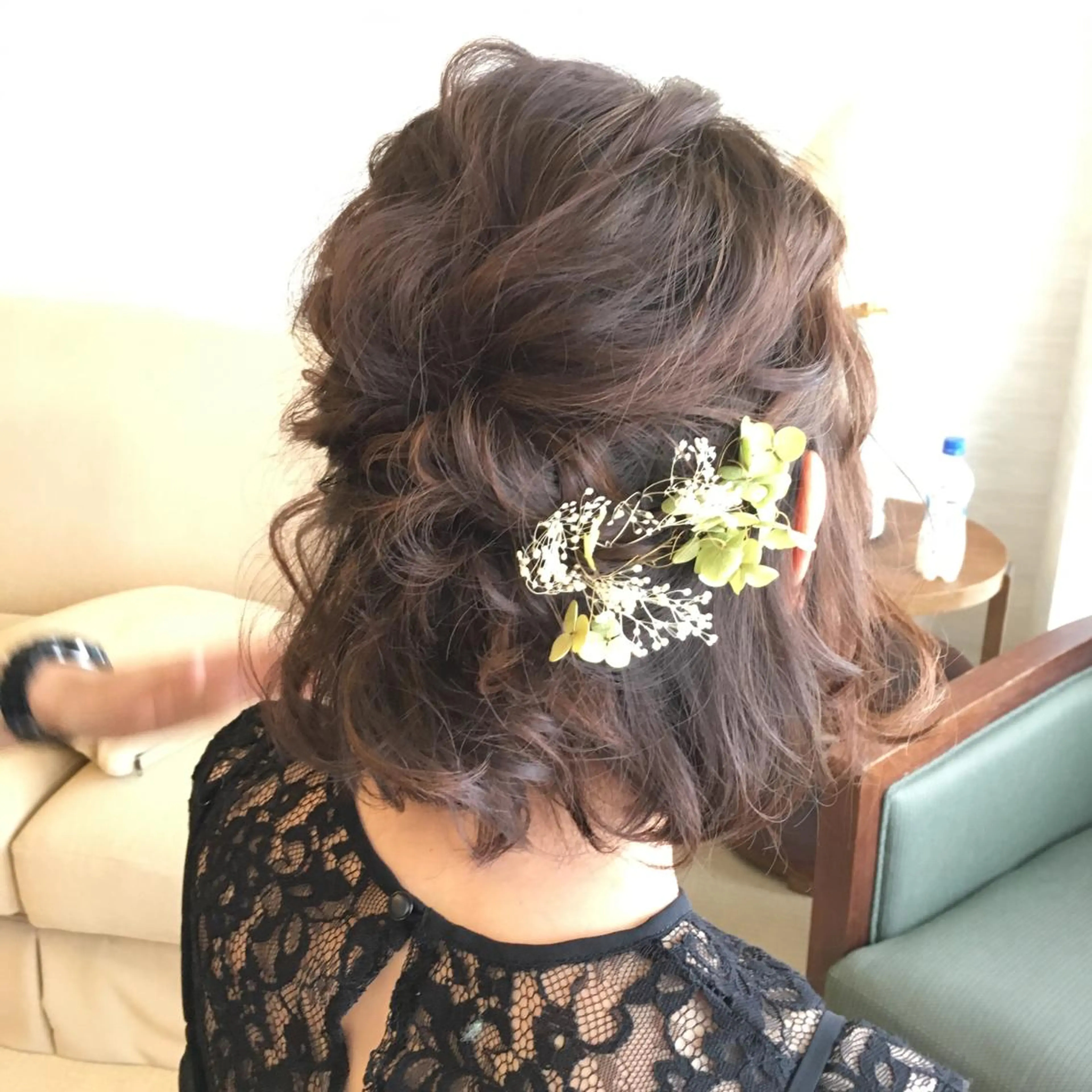 ミディアム ヘアアレンジ 美容院 むぎのその他イメージ