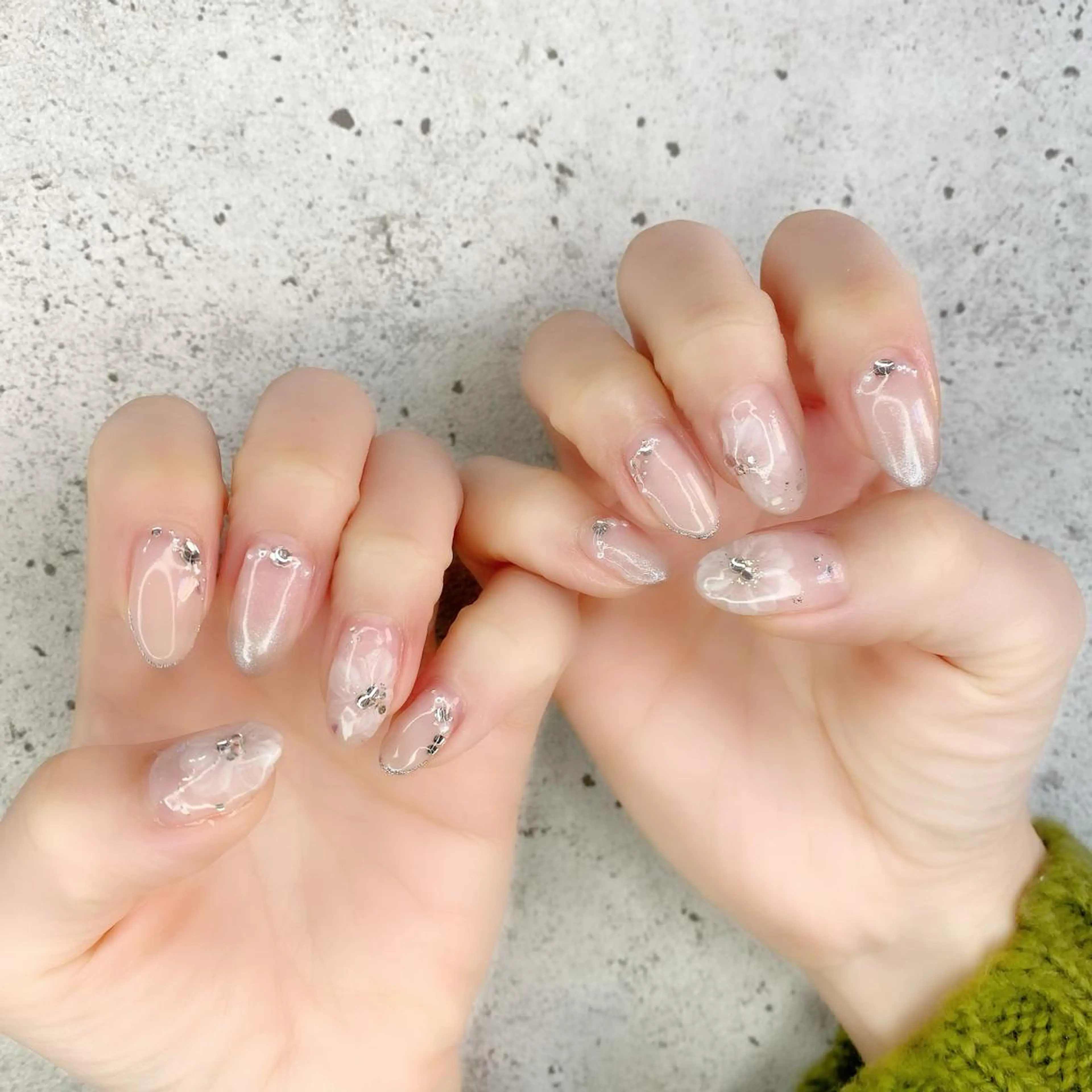 セミロング カラー パーマ ヘアアレンジ メンズ キッズ ネイル マツエク・マツパ アイブロウ グラデーションカラー ナチュラル フラワーネイル グラデーション 冬ネイル ハンドネイル Salon Ｋのネイルデザイン