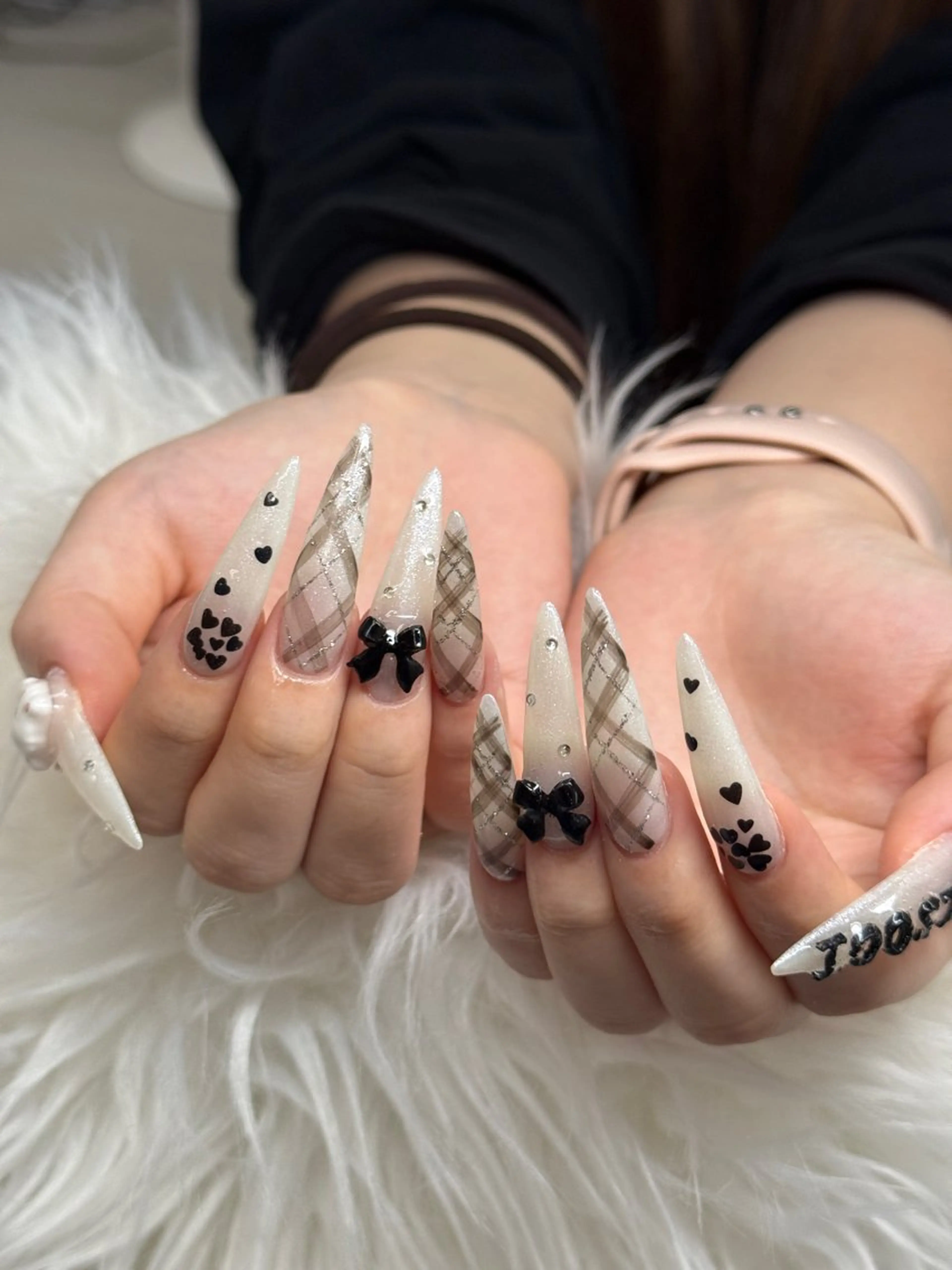 ネイル アートネイル フレンチネイル ジェルネイル 韓国ネイル マグネットネイル Lenie Nail Salonのネイルデザイン