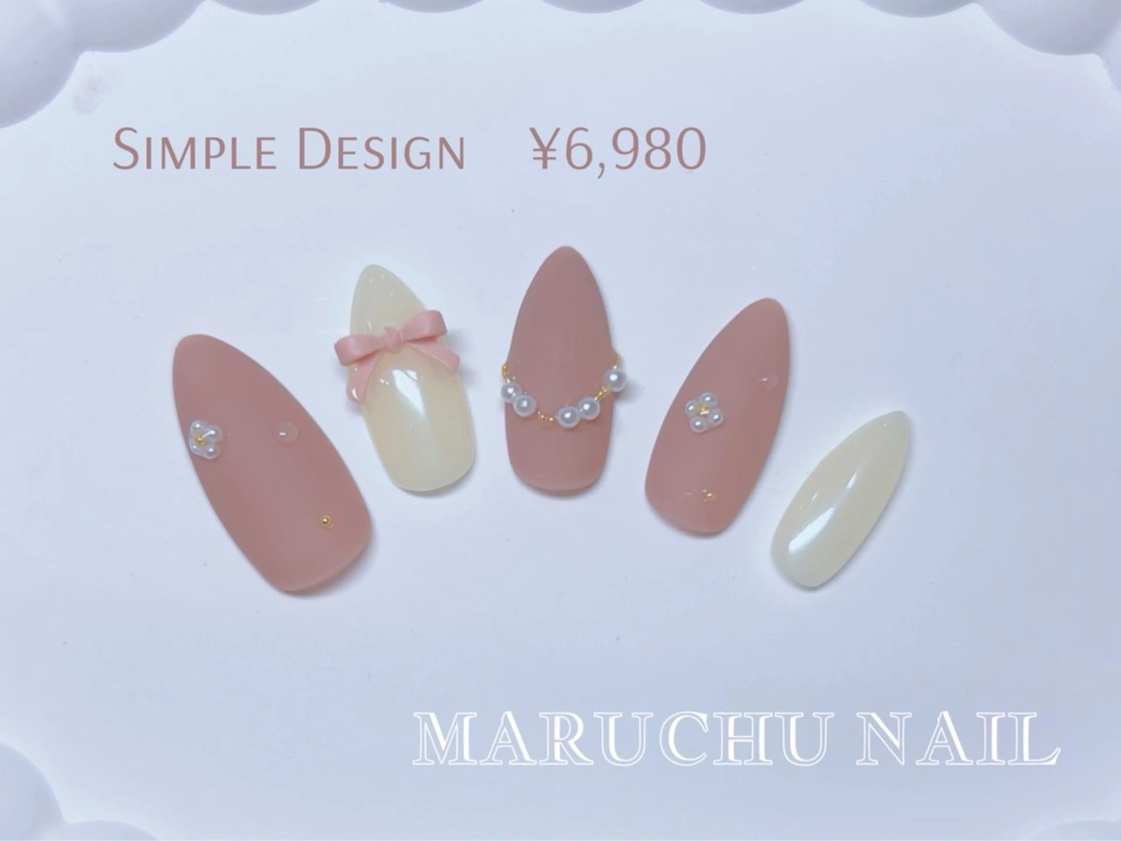 ネイル MARUCHU Ayanaのネイルデザイン