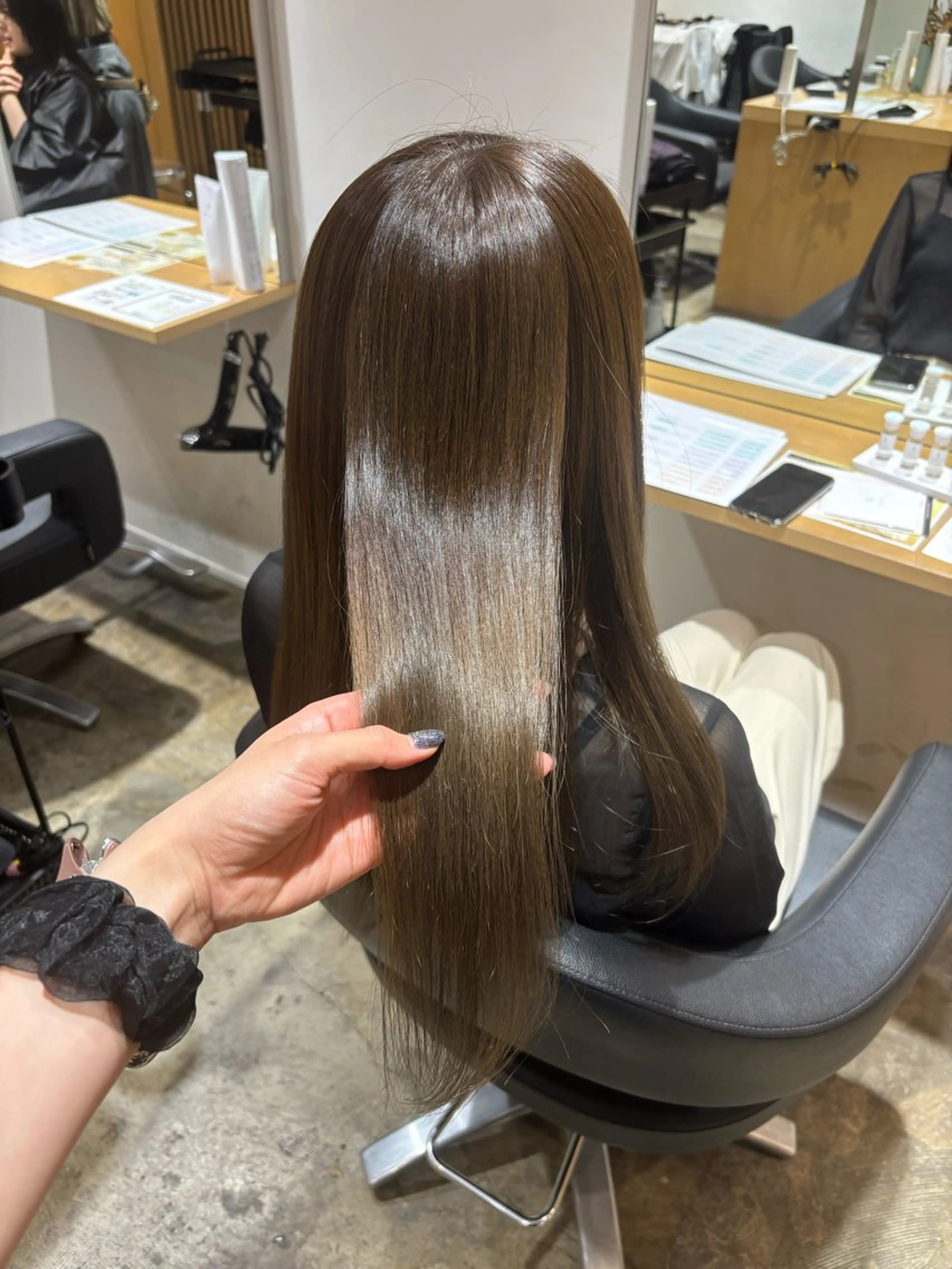 ロング カラー ベージュカラー オリーブベージュ カット ヘアカラー 💛似合わせカット カラー💛 amiのヘアスタイル