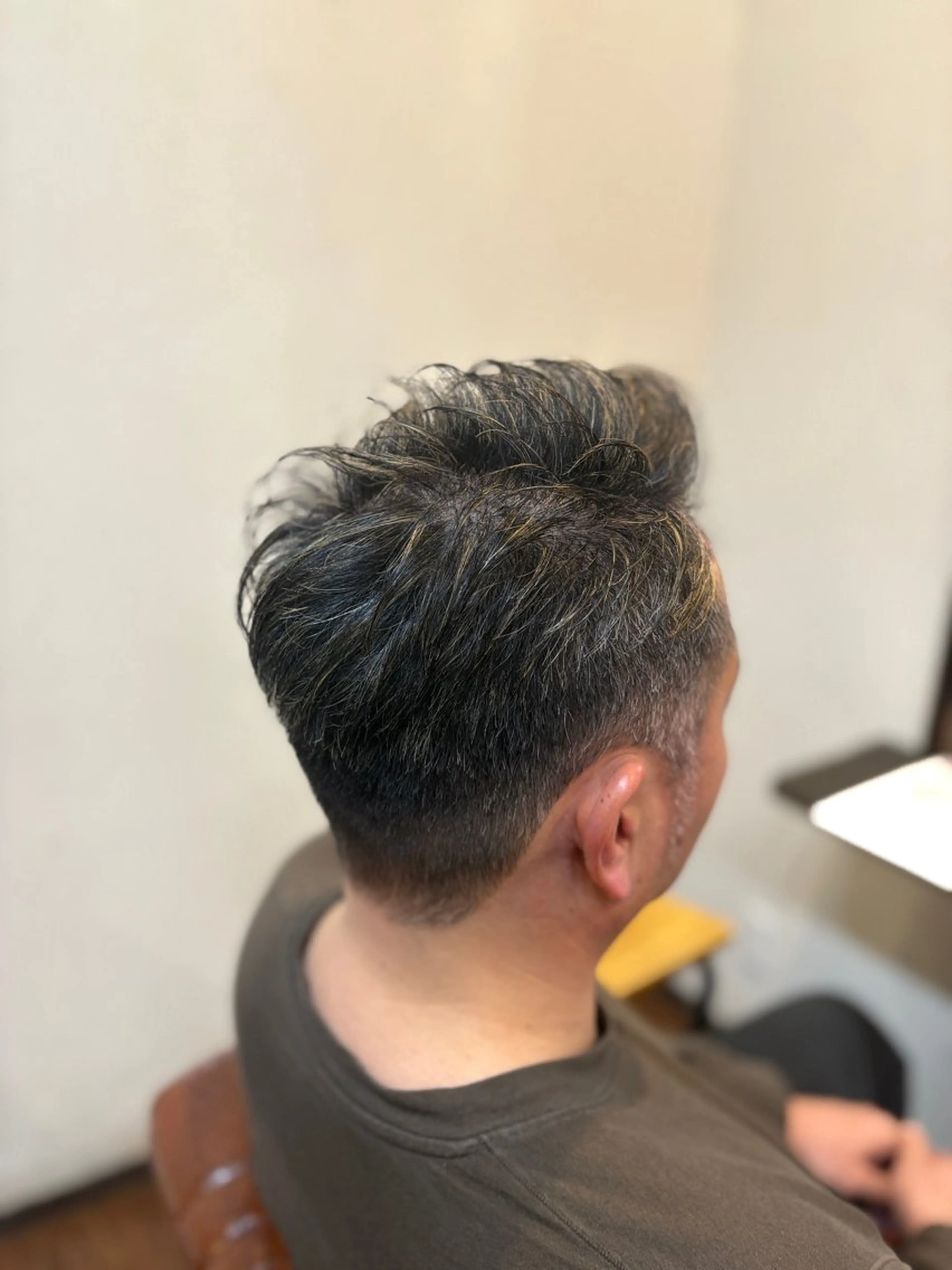 カラー メンズ カット ヘアカラー ✨平日直前割り必見✨ 中山大輔のヘアスタイル