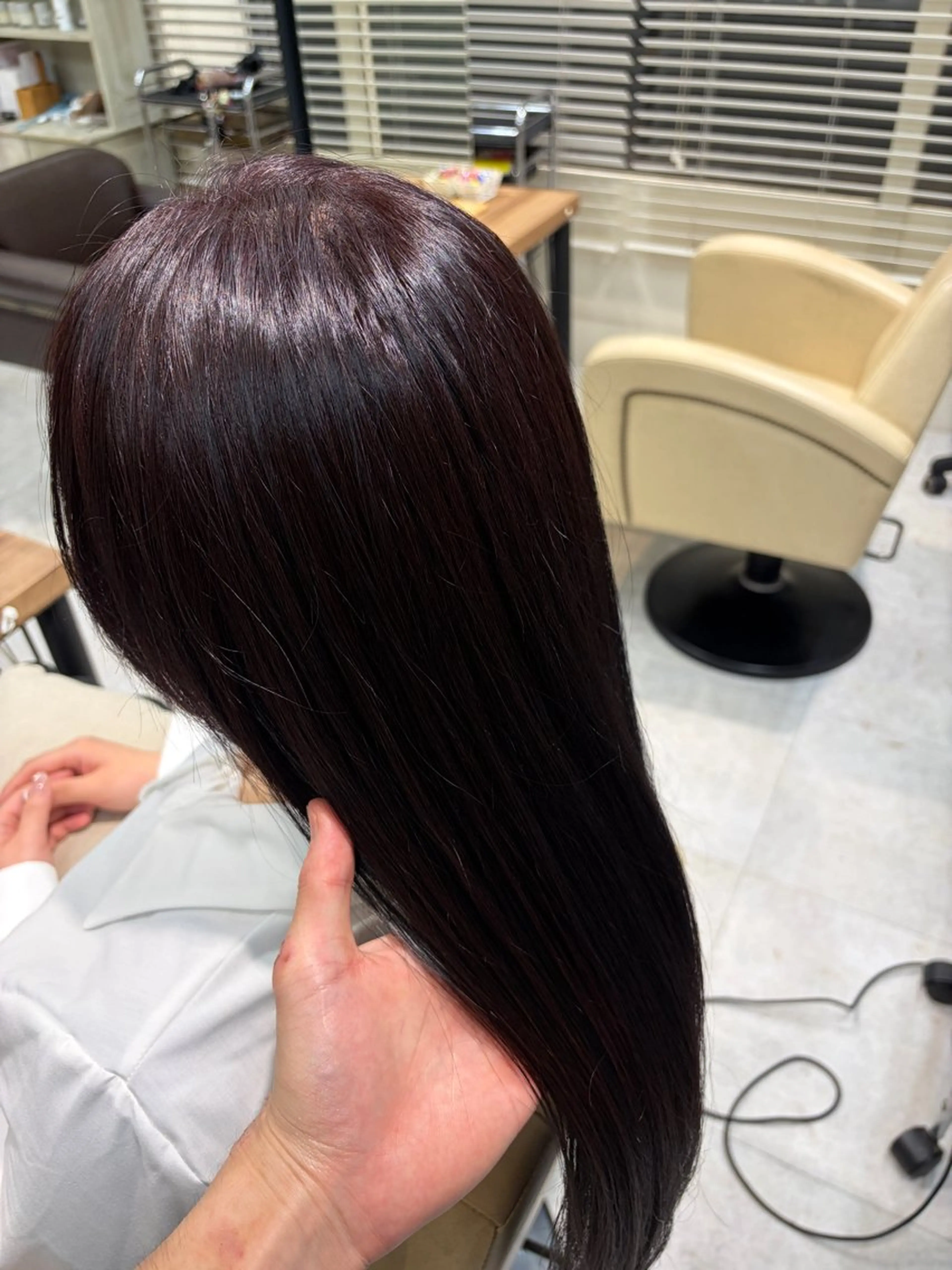 セミロング カラー ブラウンカラー ピンクカラー ピンクブラウン 黒崎 大地のヘアスタイル