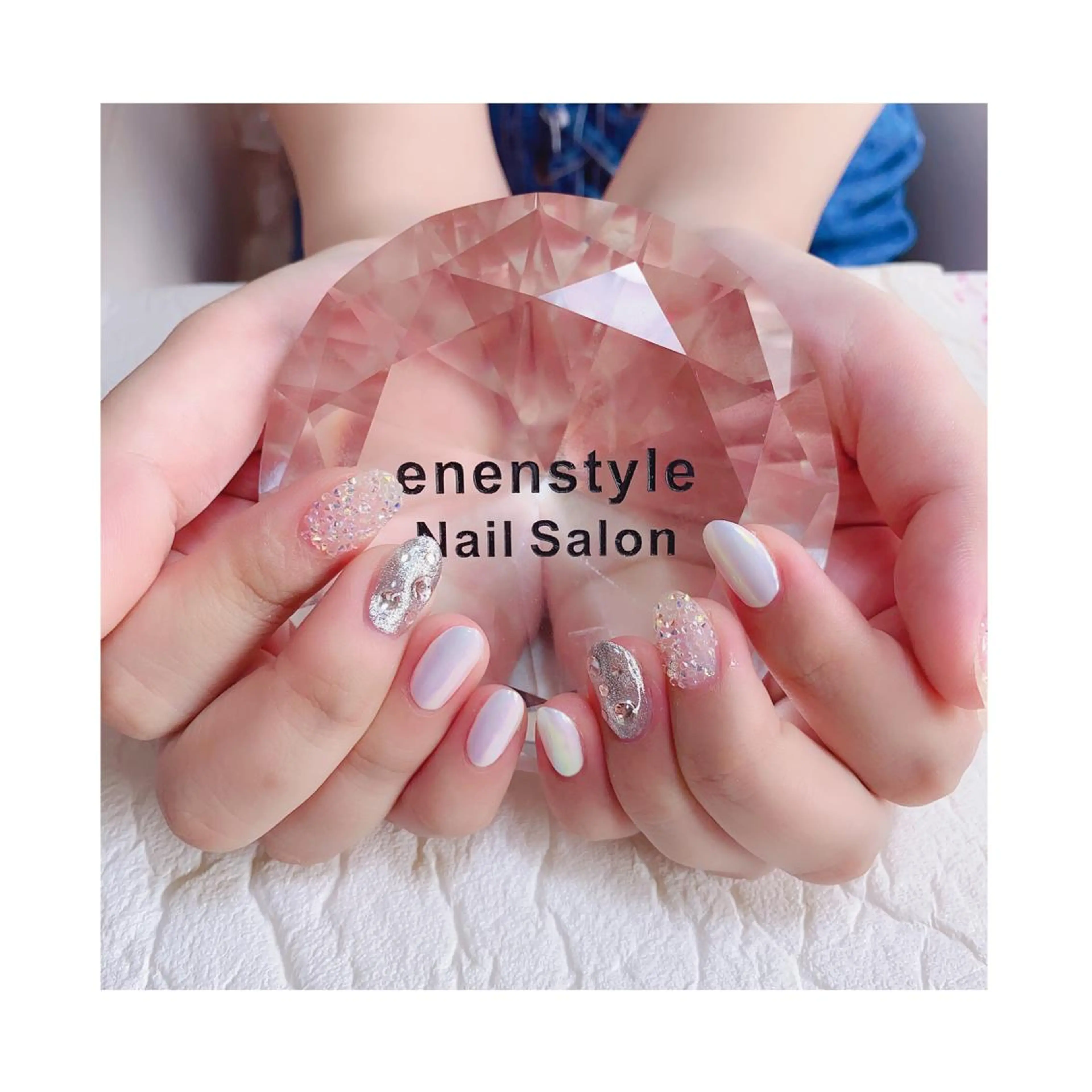 ミディアム ネイル ジェルネイル ニュアンスネイル オフィスネイル ワンカラーネイル パラジェル ハンドネイル 👑enen style👑のネイルデザイン