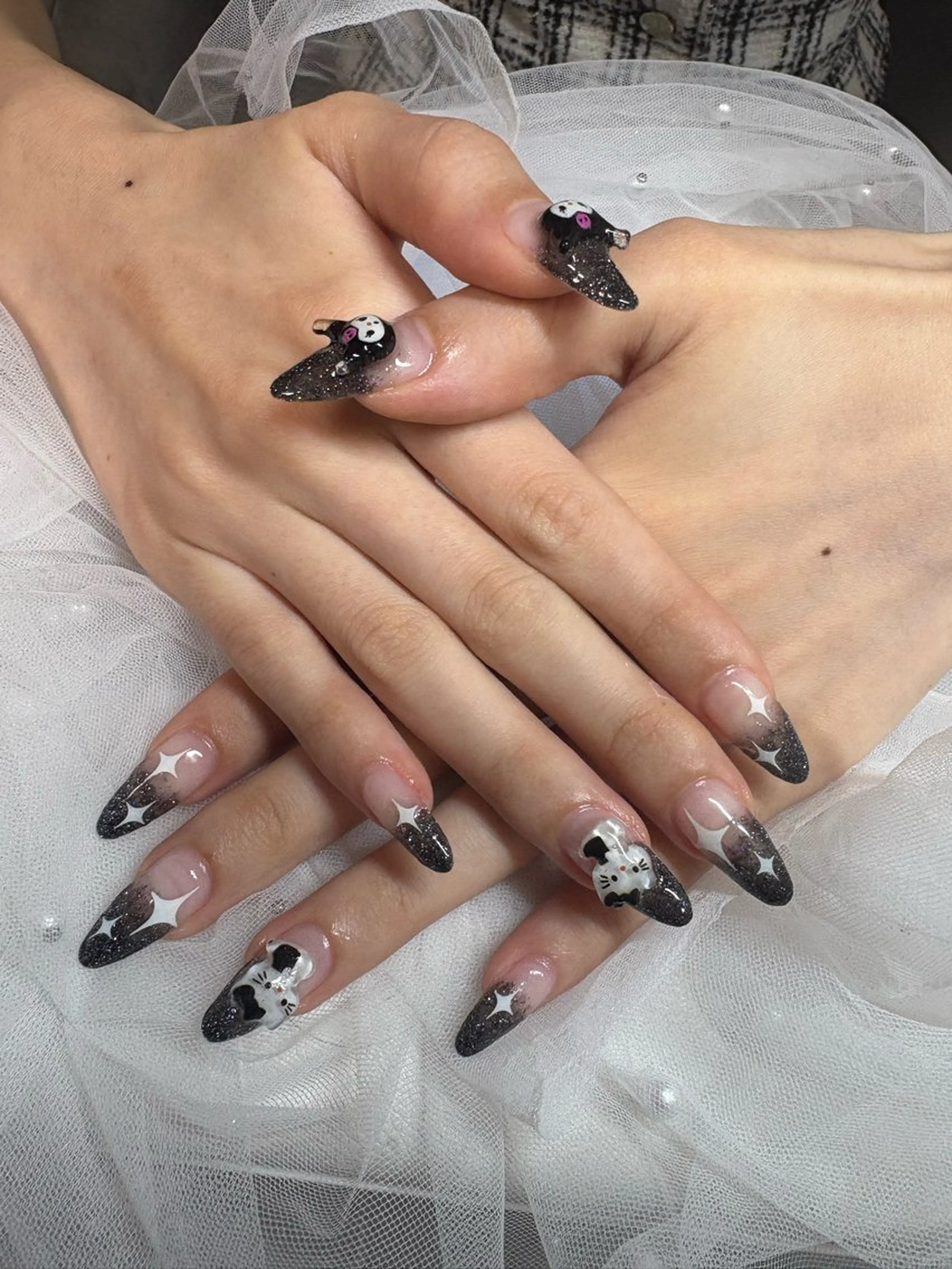 ネイル 黒須莉奈 IRYのネイルデザイン