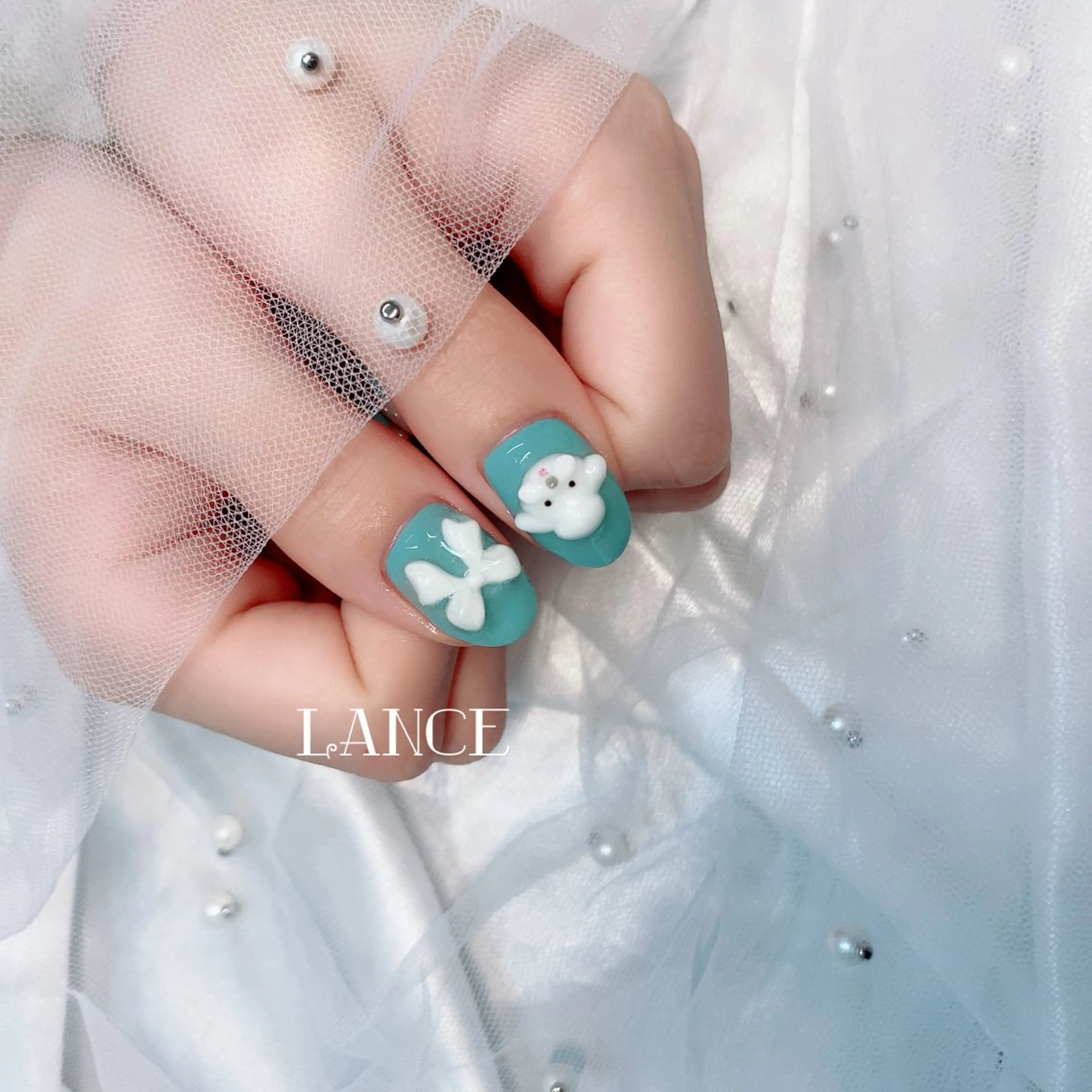 ネイル オーロラネイル フレンチネイル グラデーション キラキラネイル 韓国ネイル Lance nailのネイルデザイン