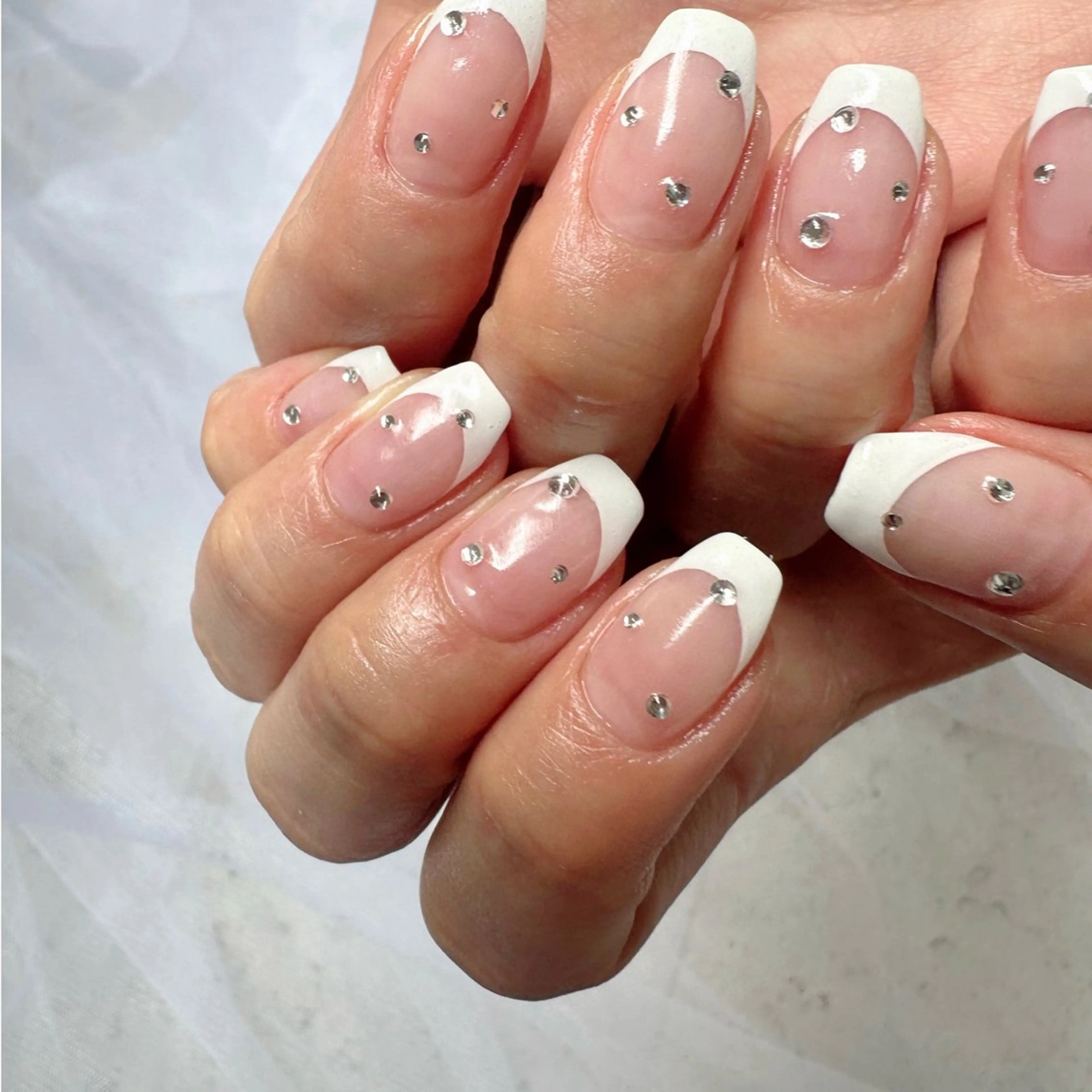 ネイル クリアネイル フレンチネイル 氷ネイル・うるうるネイル 韓国ネイル ニュアンスネイル 🪞KAPE NAIL 🪞のネイルデザイン