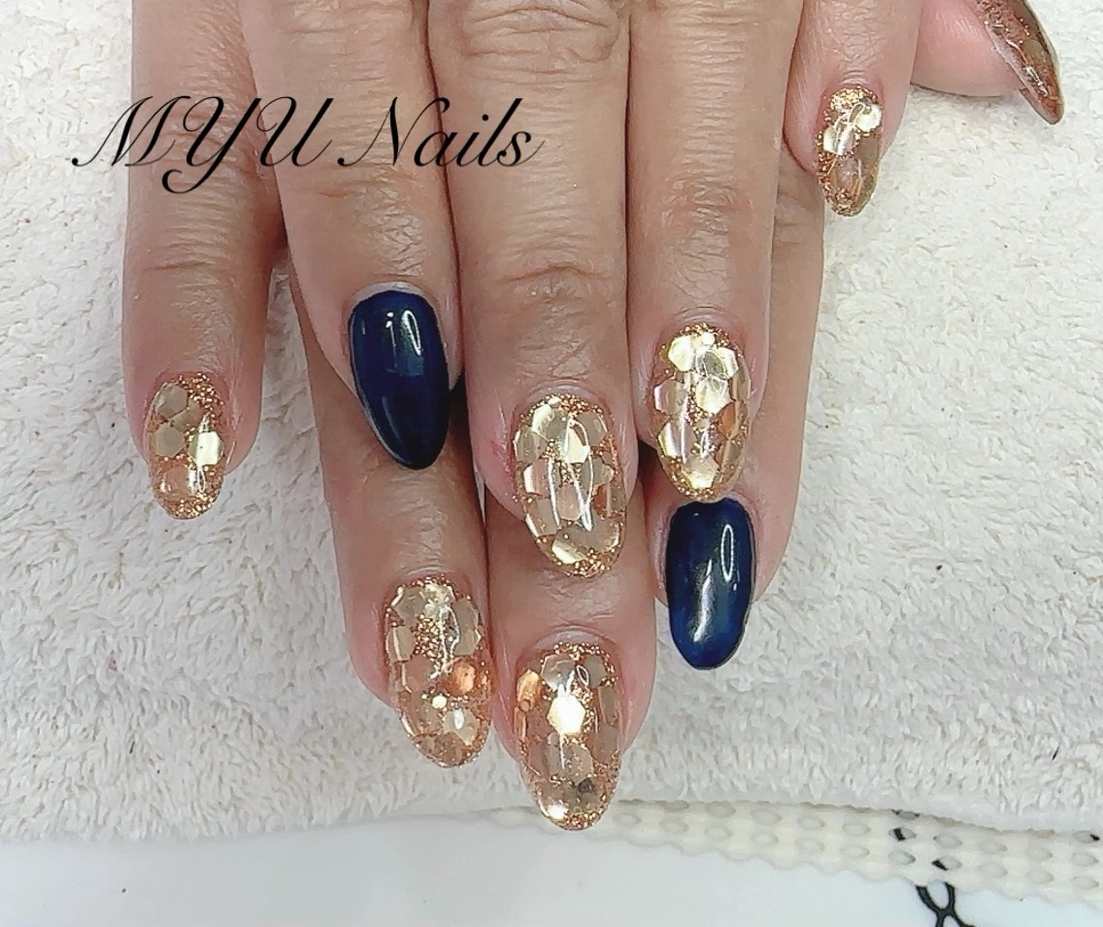 ネイル ラメ(グリッター) ハンドネイル ニュアンスネイル🌈 MYU Nailsのネイルデザイン