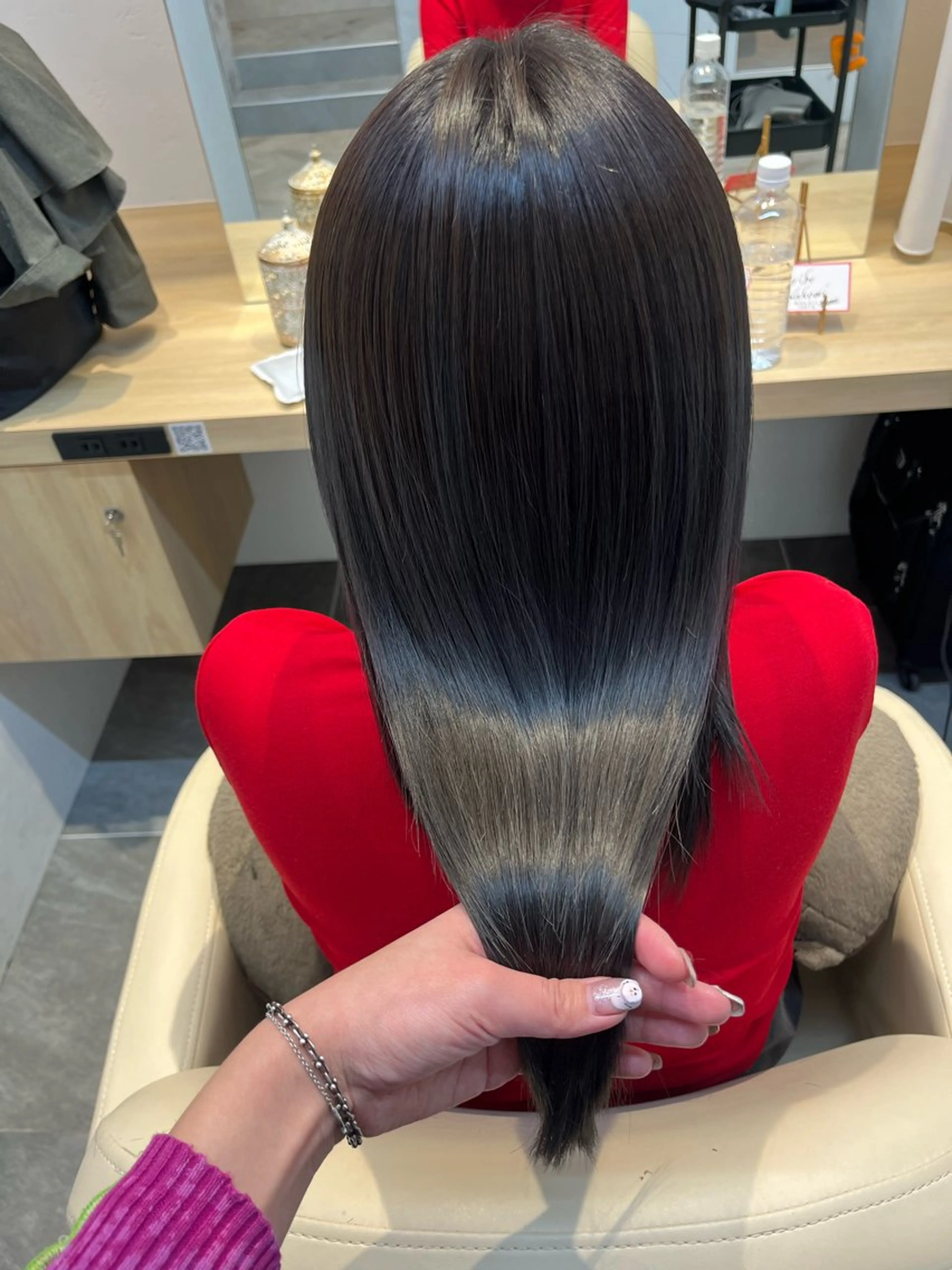 セミロング カラー 柔らかい艶暖色 レイヤー🫧姫汝のヘアスタイル