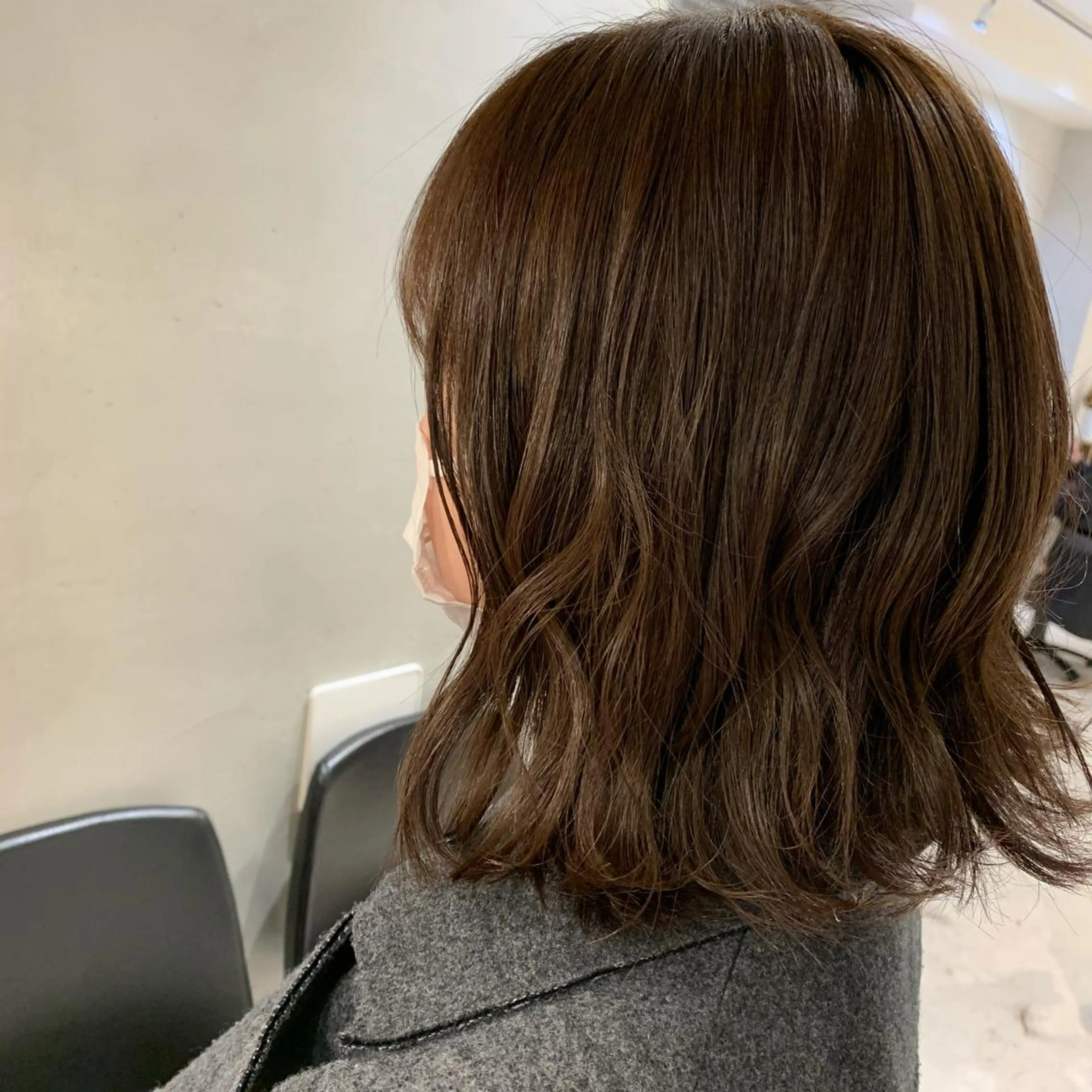 ミディアム カラー 外山 実咲のヘアスタイル
