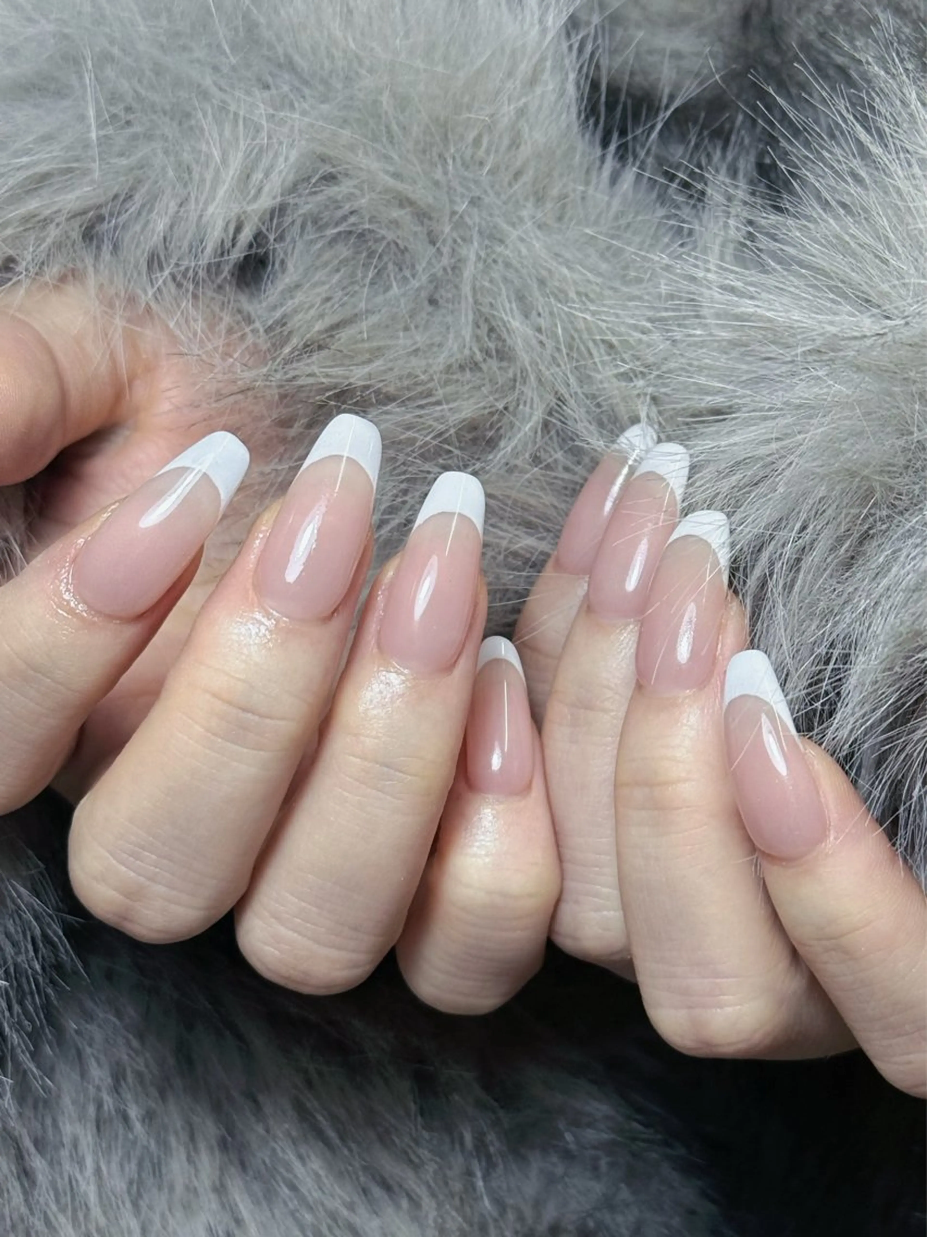 ネイル ハンドネイル グロー ネイルのネイルデザイン