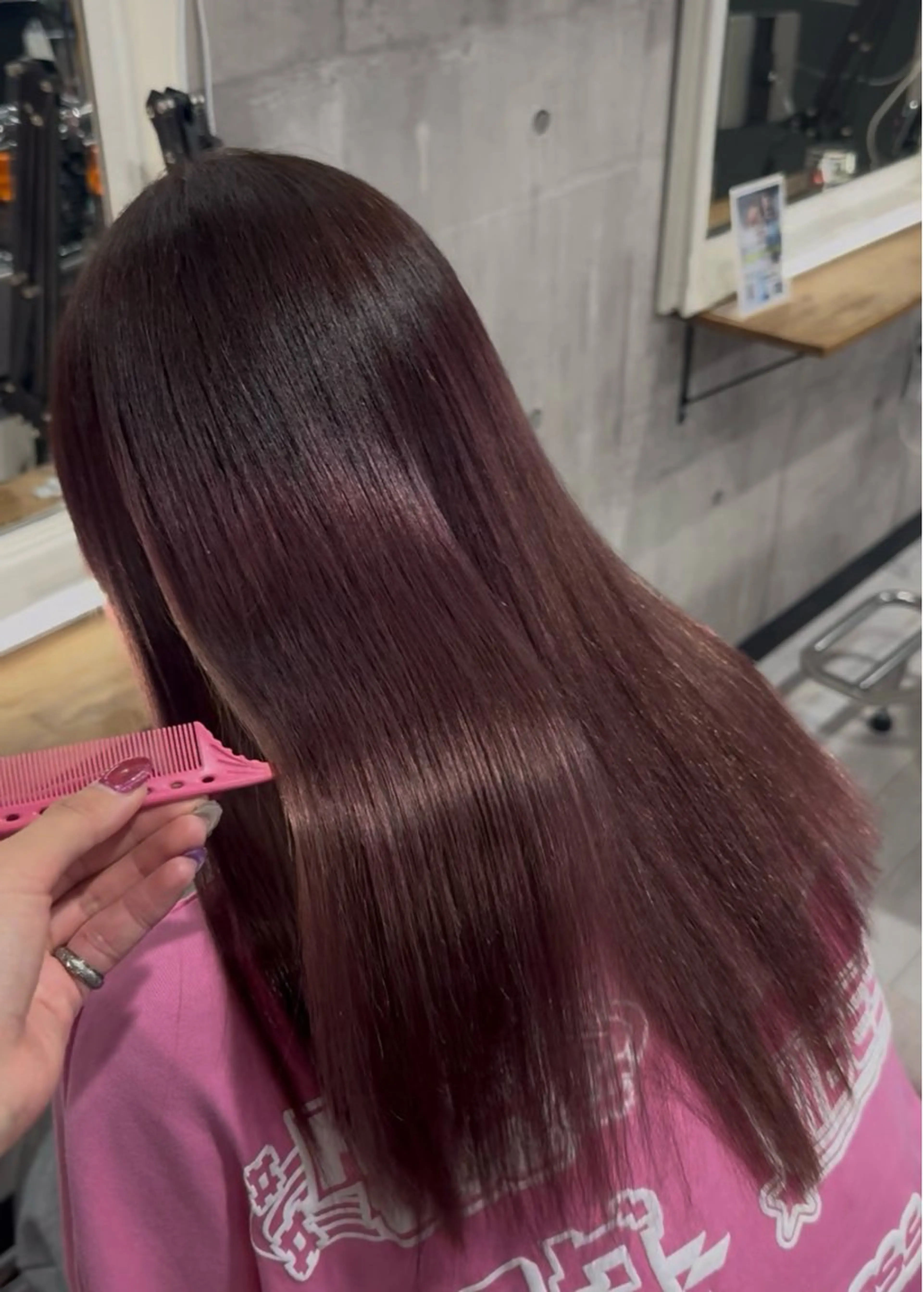 ロング レイヤーカット特化 💜SARIのヘアスタイル