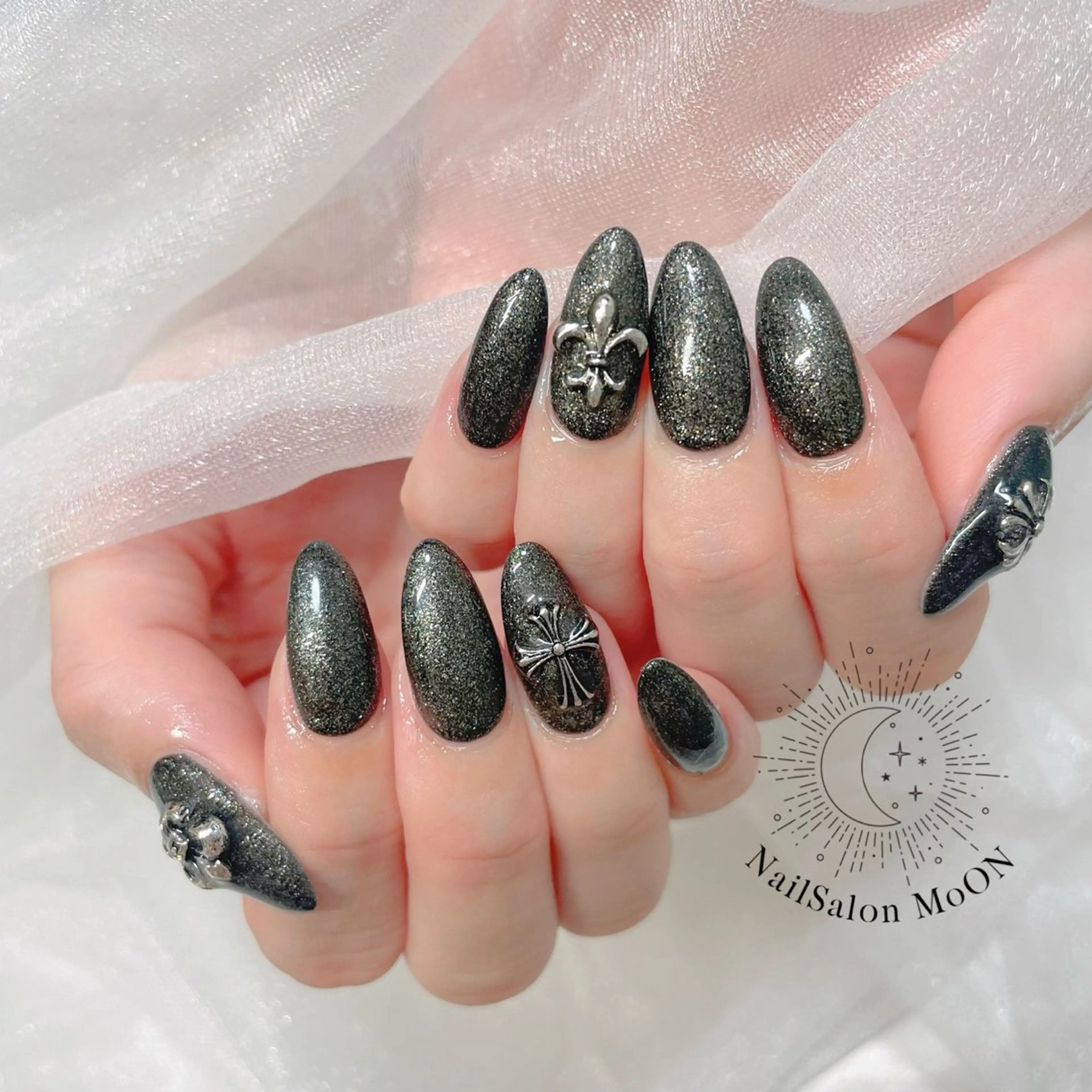 ネイル ハンドネイル ハンドケア MoON...❤︎ MeGuのネイルデザイン