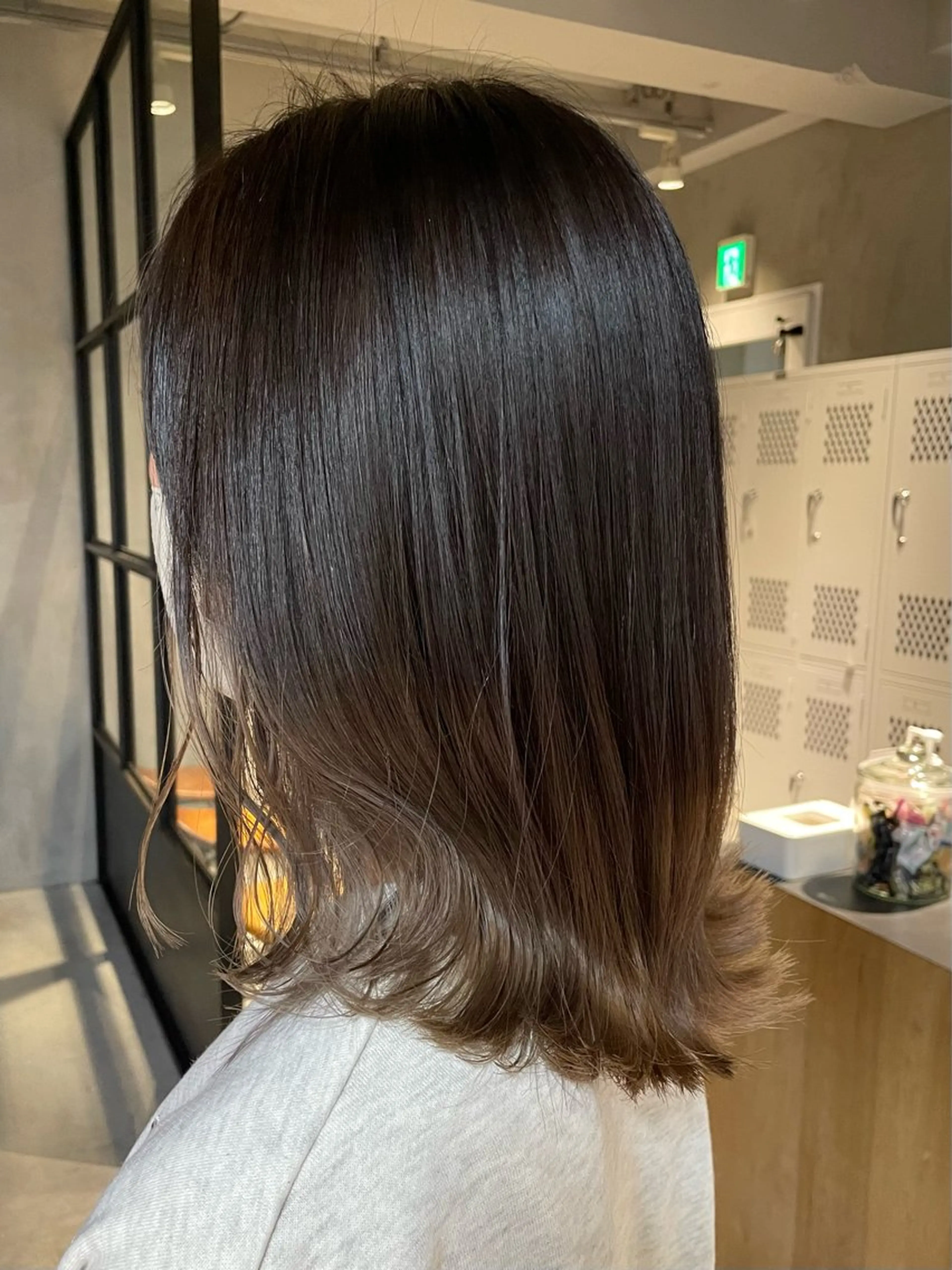 セミロング 砂川 渉　elima byのヘアスタイル