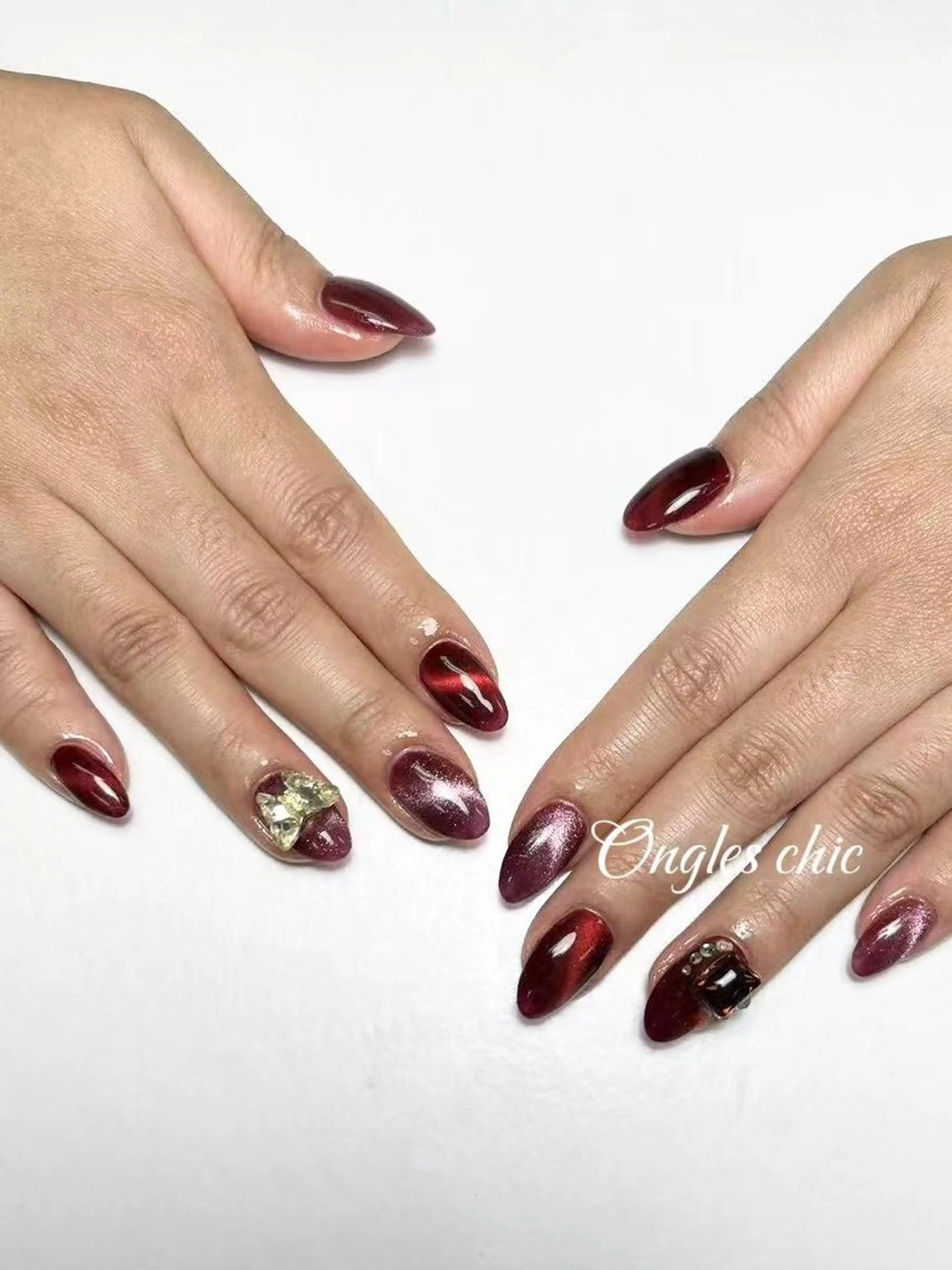 ネイル ハンドネイル ハンドケア ongles chicのネイルデザイン