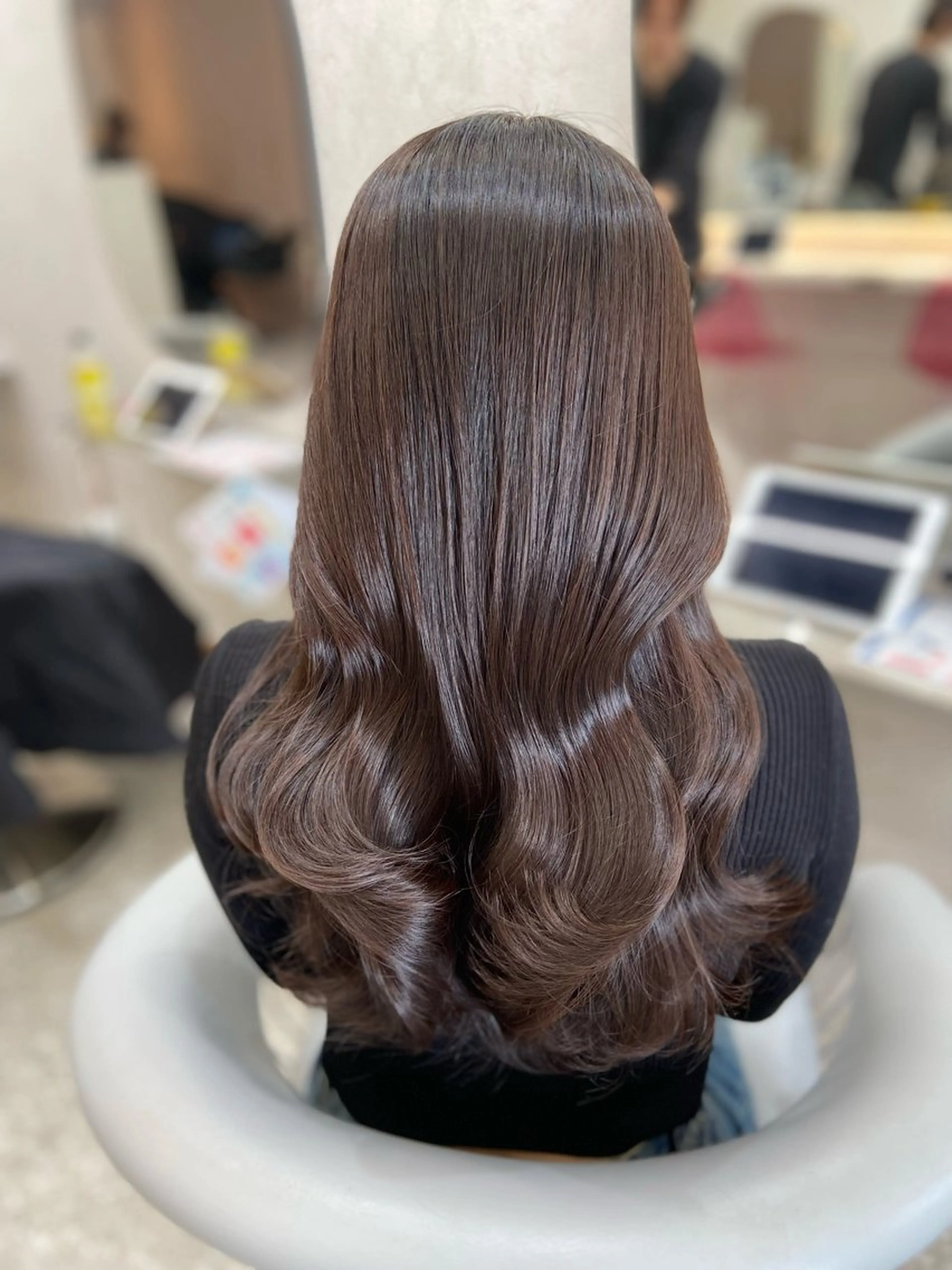 ロング カラー ブリーチ ブラウンカラー ケアブリーチ チョコレートブラウン ココアブラウン 新宿/韓国ヘア 中明度カラー/かやのヘアスタイル