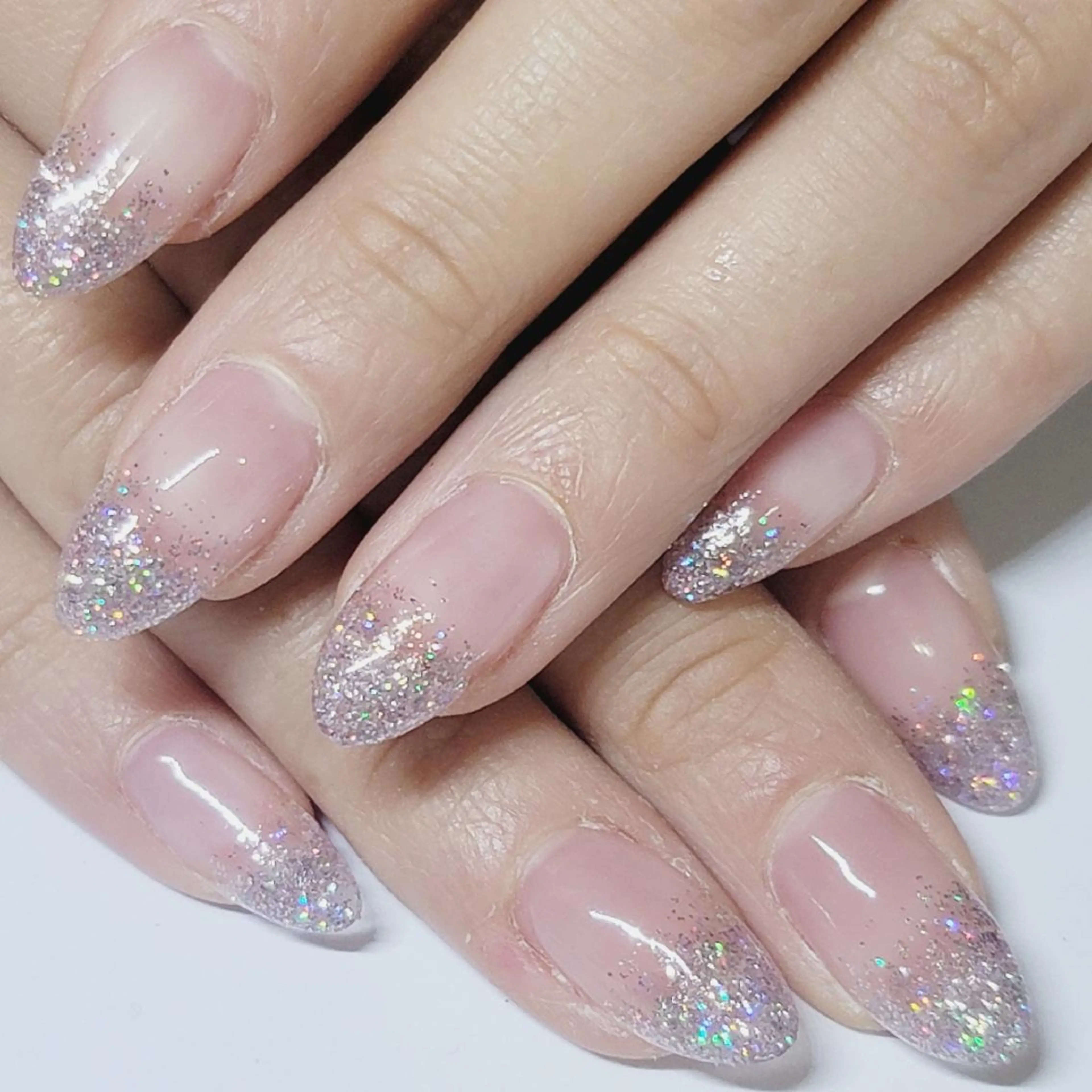 ネイル オーロラネイル グラデーション ラメ(グリッター) ミラーネイル シルバー ハンドネイル よしだ ひろきのネイルデザイン