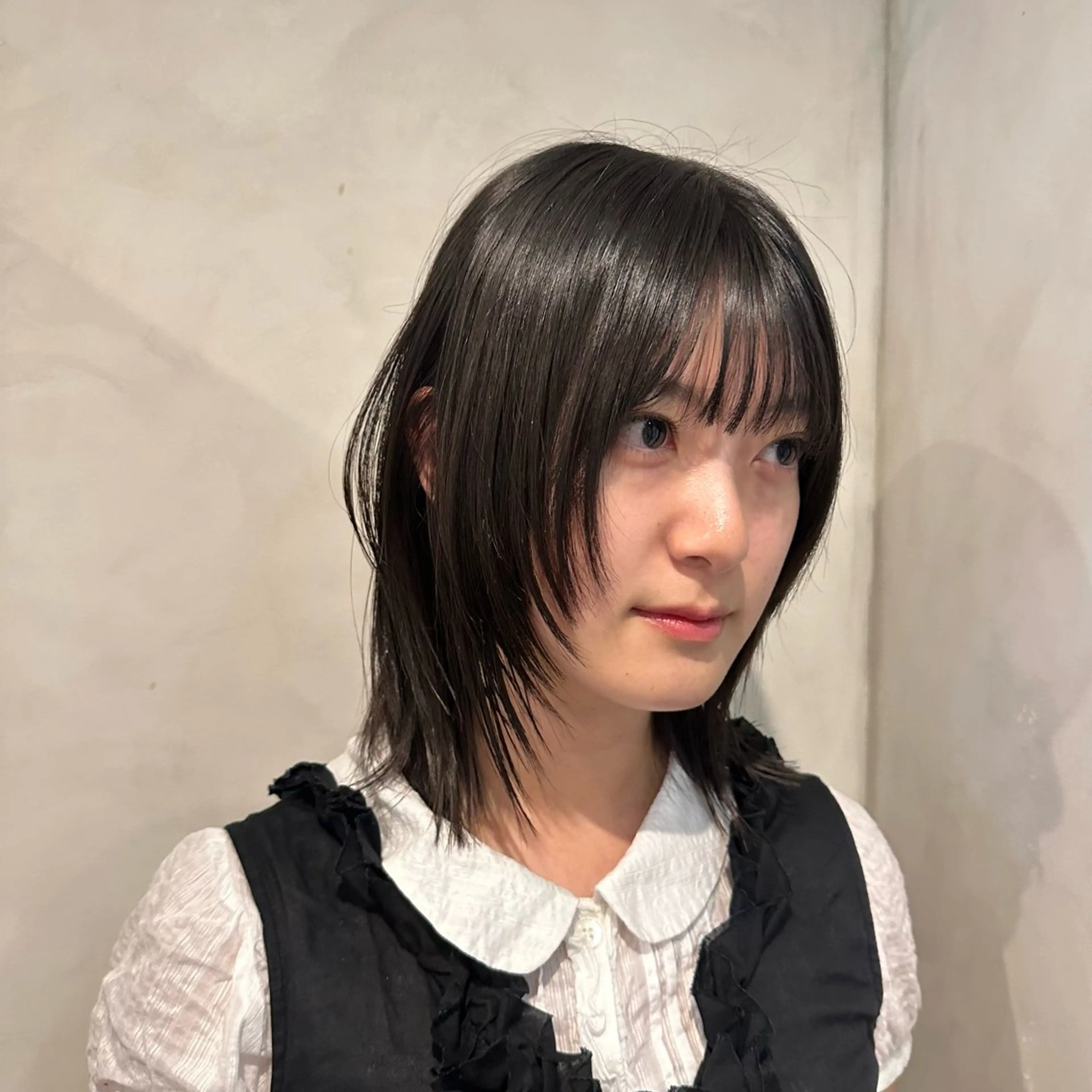 ミディアム レイヤーカット カット トリートメント Yuki☺︎パーマ レイヤーカットのヘアスタイル