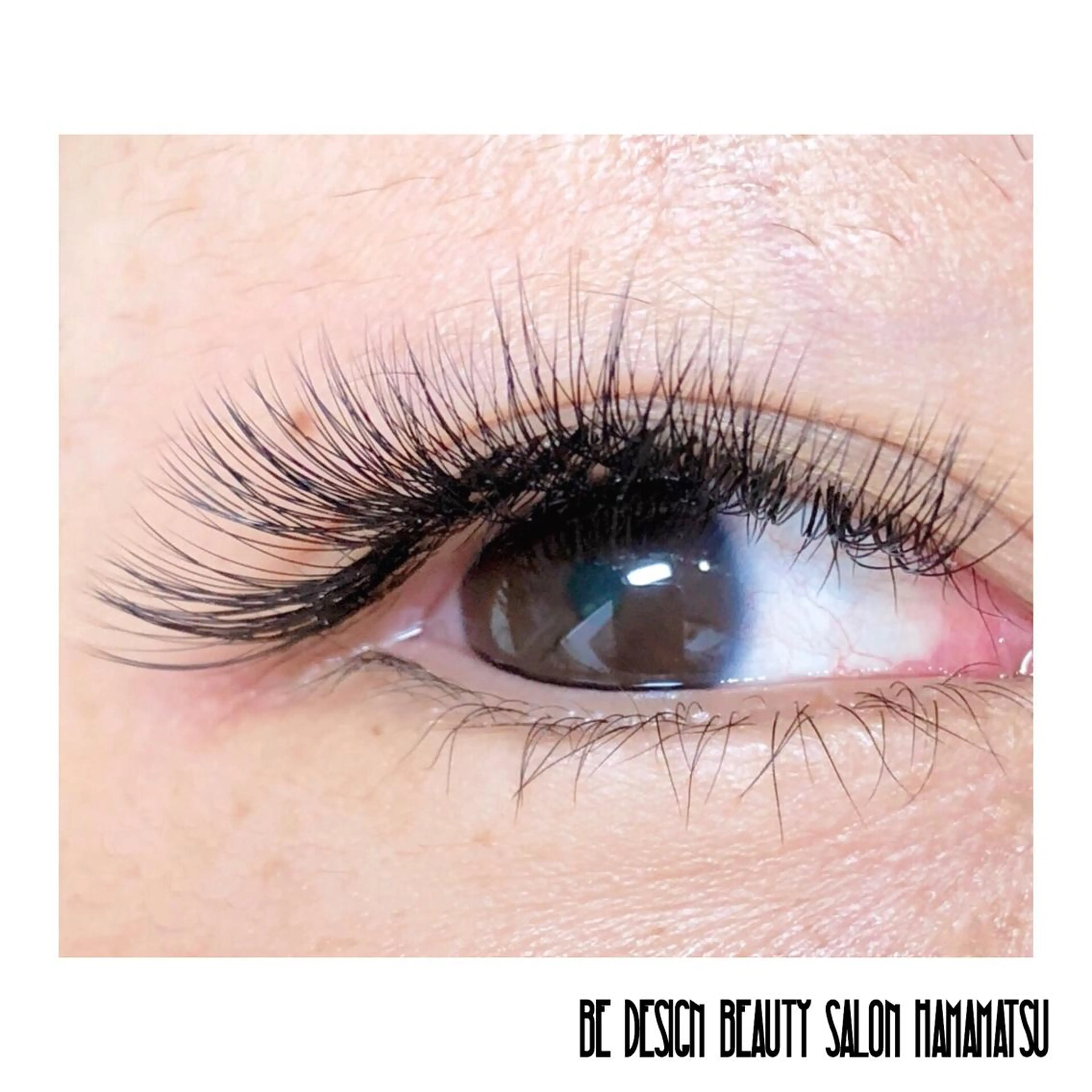 マツエク・マツパ ボリュームラッシュ BE DESIGN ビーデザインのマツエク・マツパデザイン