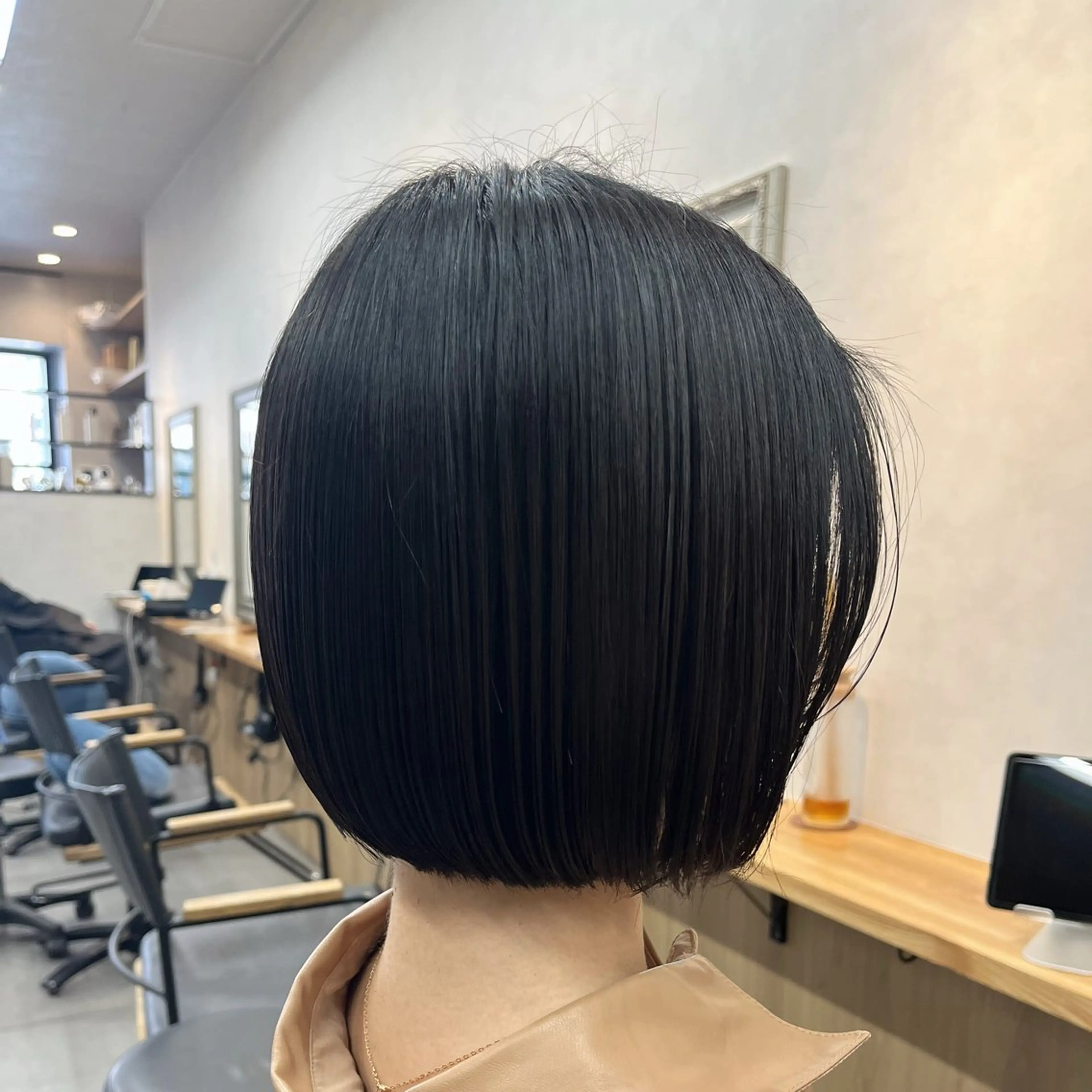 ショート ボブ レイヤー/縮毛矯正 /新宿/佐藤巧己✨のヘアスタイル