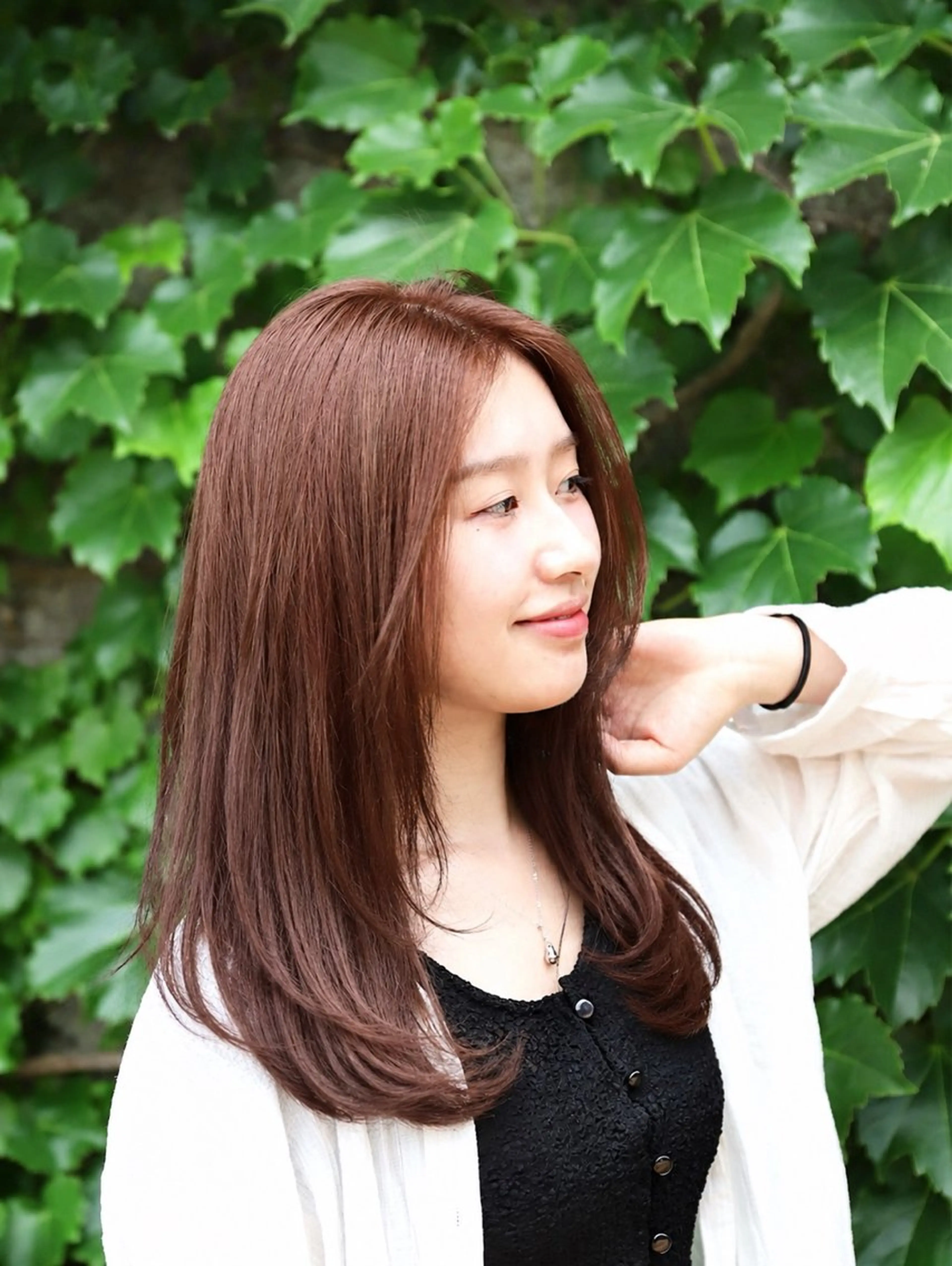 セミロング カラー ブラウンカラー ナチュラルブラウン 韓国風ヘア カット ヘアカラー トリートメント YUTO 韓国美容師 레이어드컷,韓国ヘアのヘアスタイル