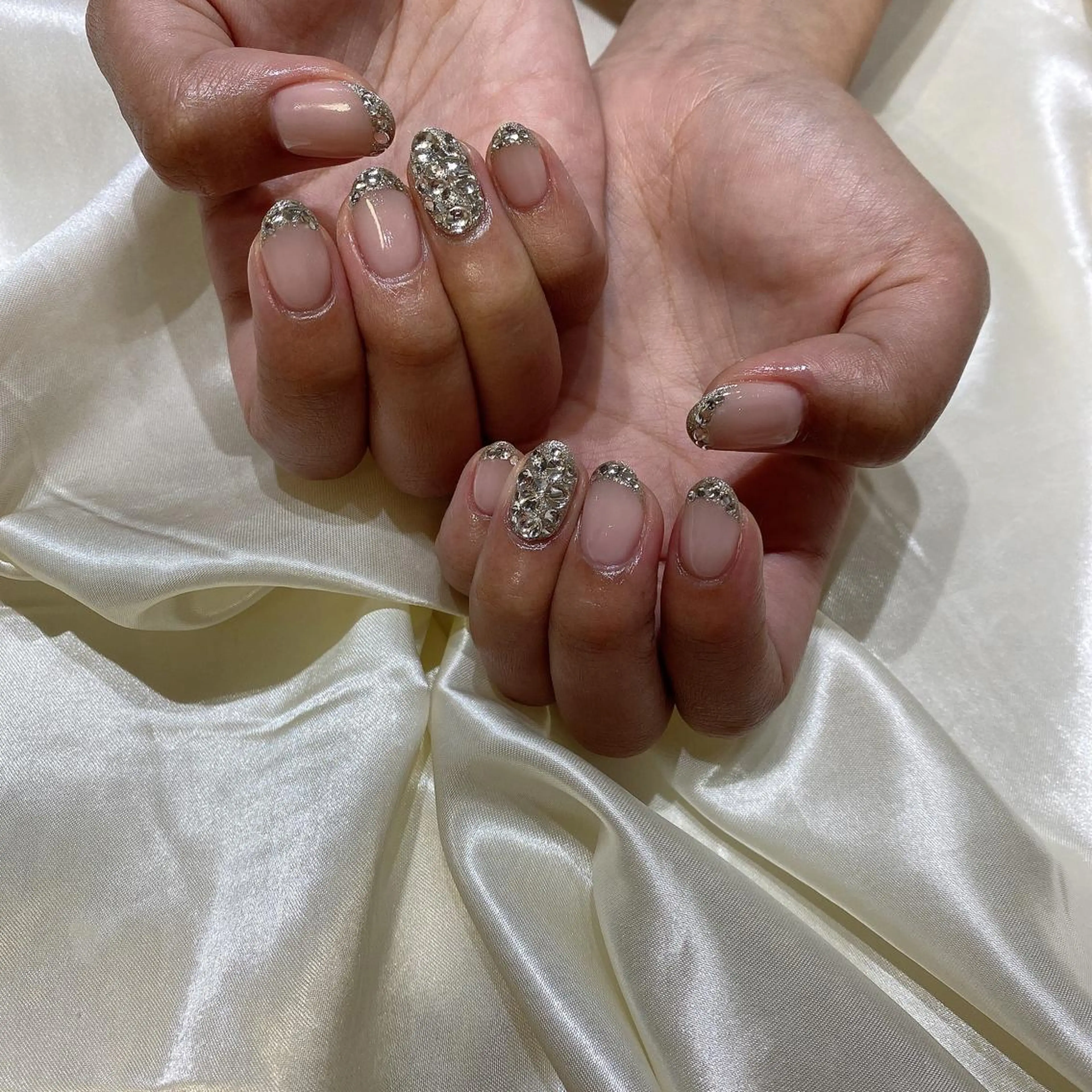 ネイル ハンドネイル 西岡 杏のネイルデザイン