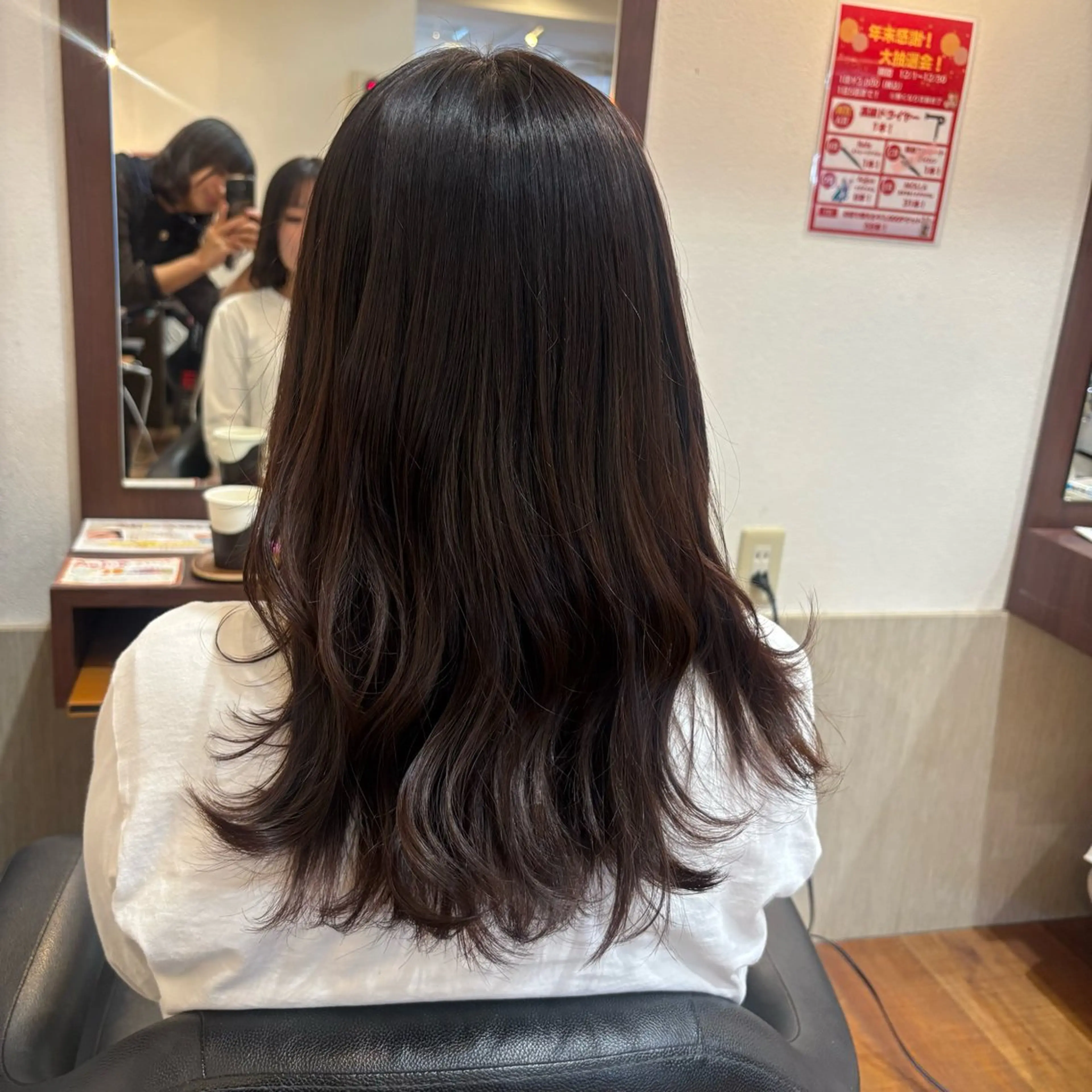セミロング 赤み消しオリーブ特化 柔らか縮毛矯正🌷辻のヘアスタイル
