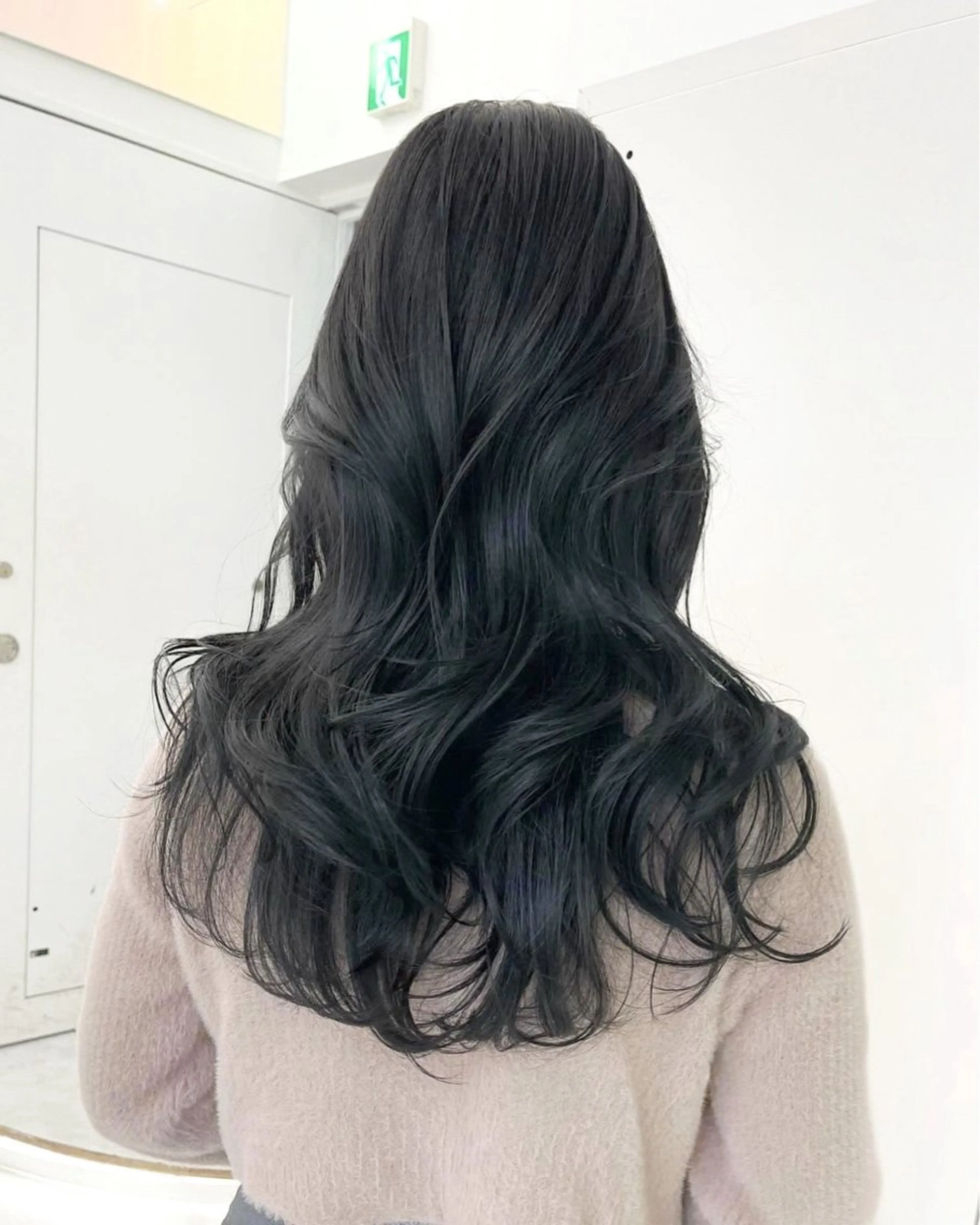 ロング カラー 大人っぽ韓国レディ レイヤー🤍渋谷のヘアスタイル