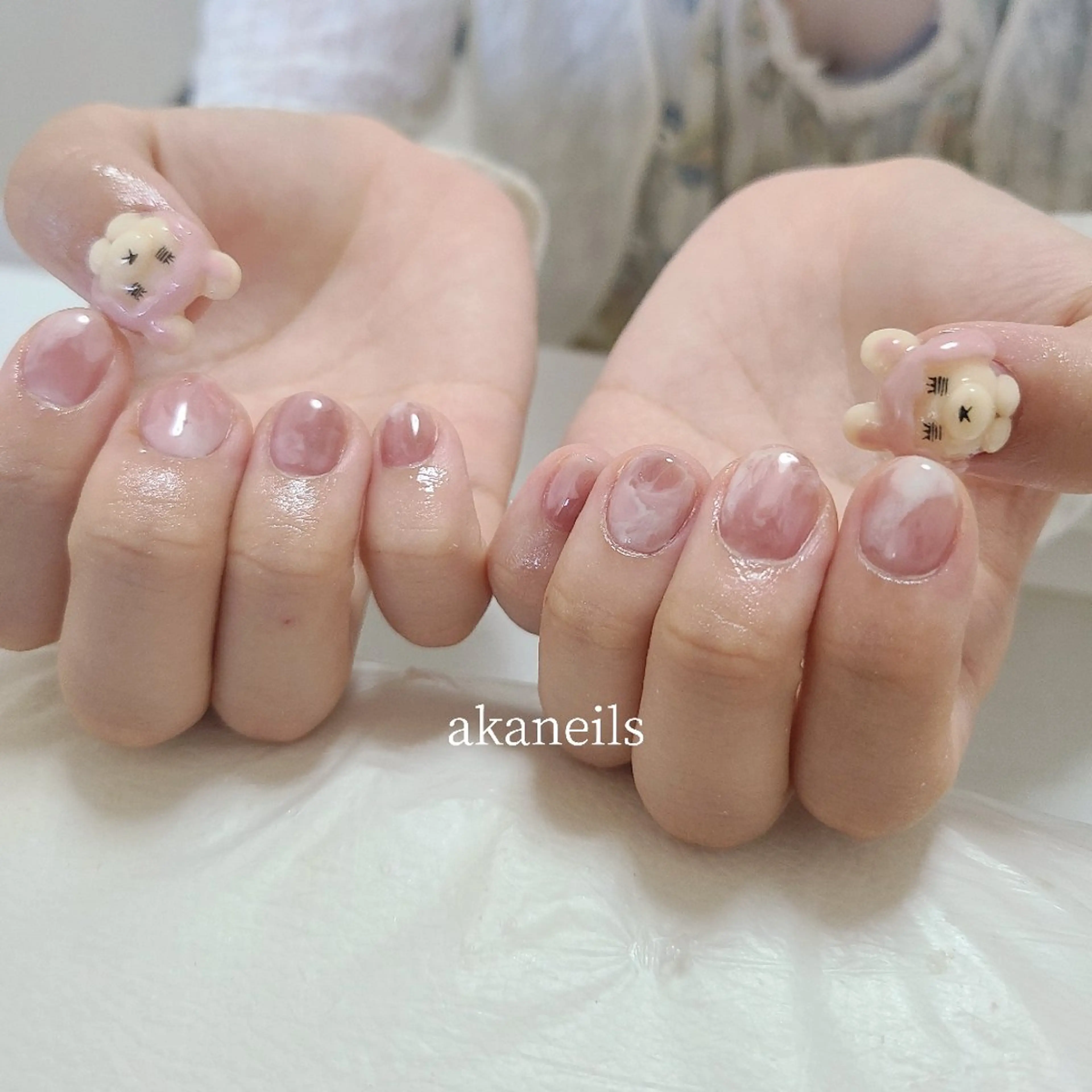 ネイル アートネイル 持ち込み ピンク ハンドネイル 【akaneils】 アカネのネイルデザイン