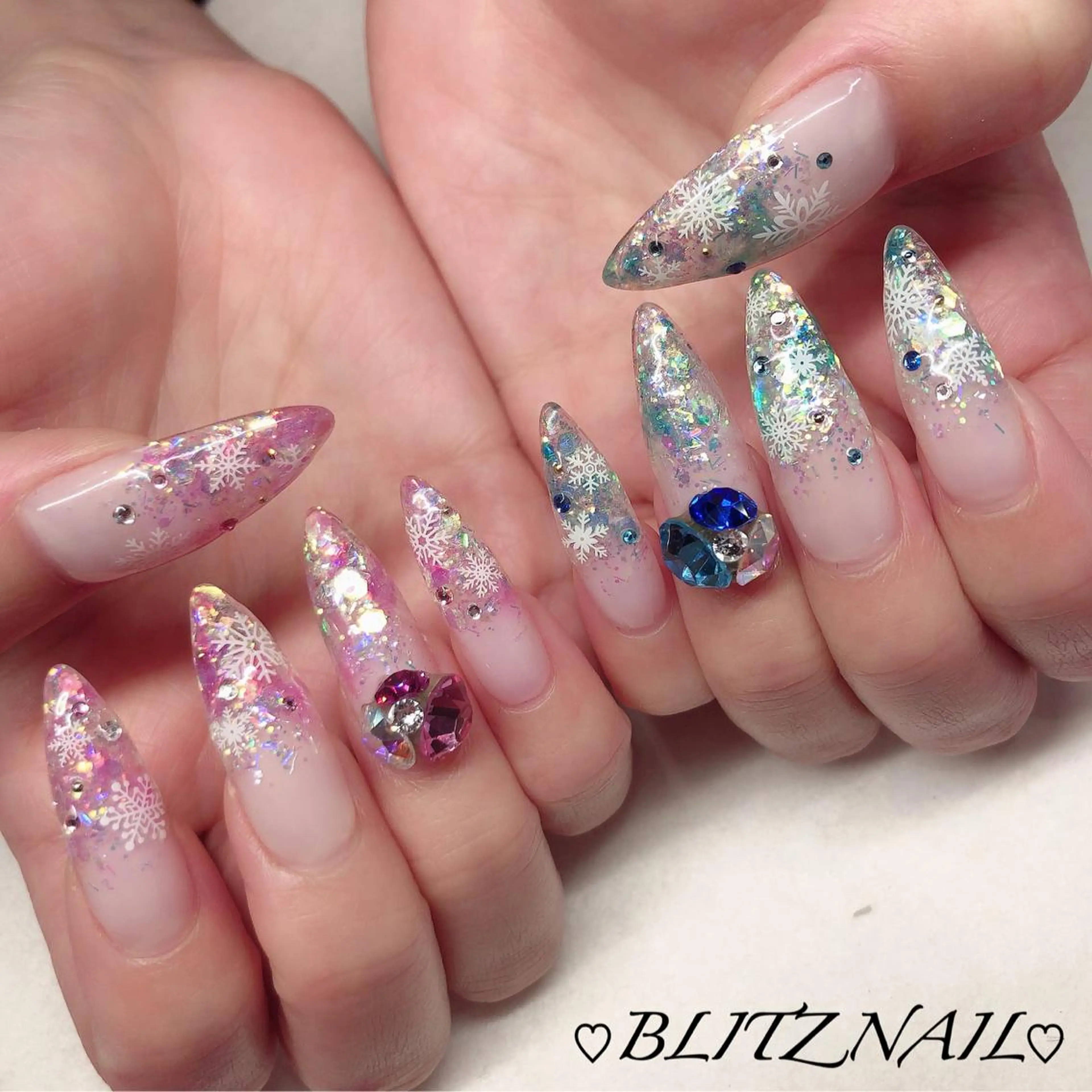ネイル BLITZ Nail 岩田💅🏻✨のネイルデザイン