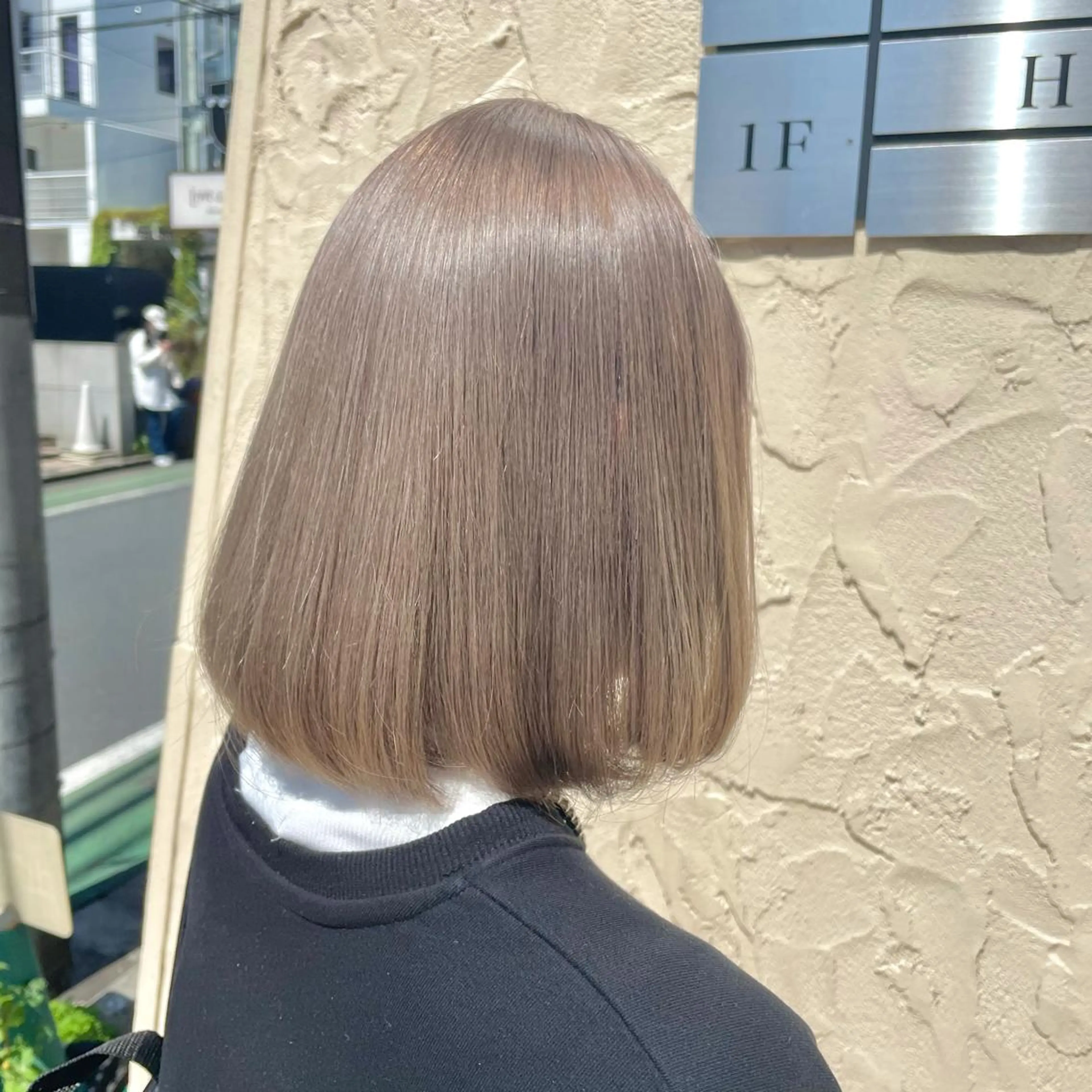 ショート カラー ヘアアレンジ SNSで大バズり‼️ 欧米風ヘア大ヒット中のヘアスタイル