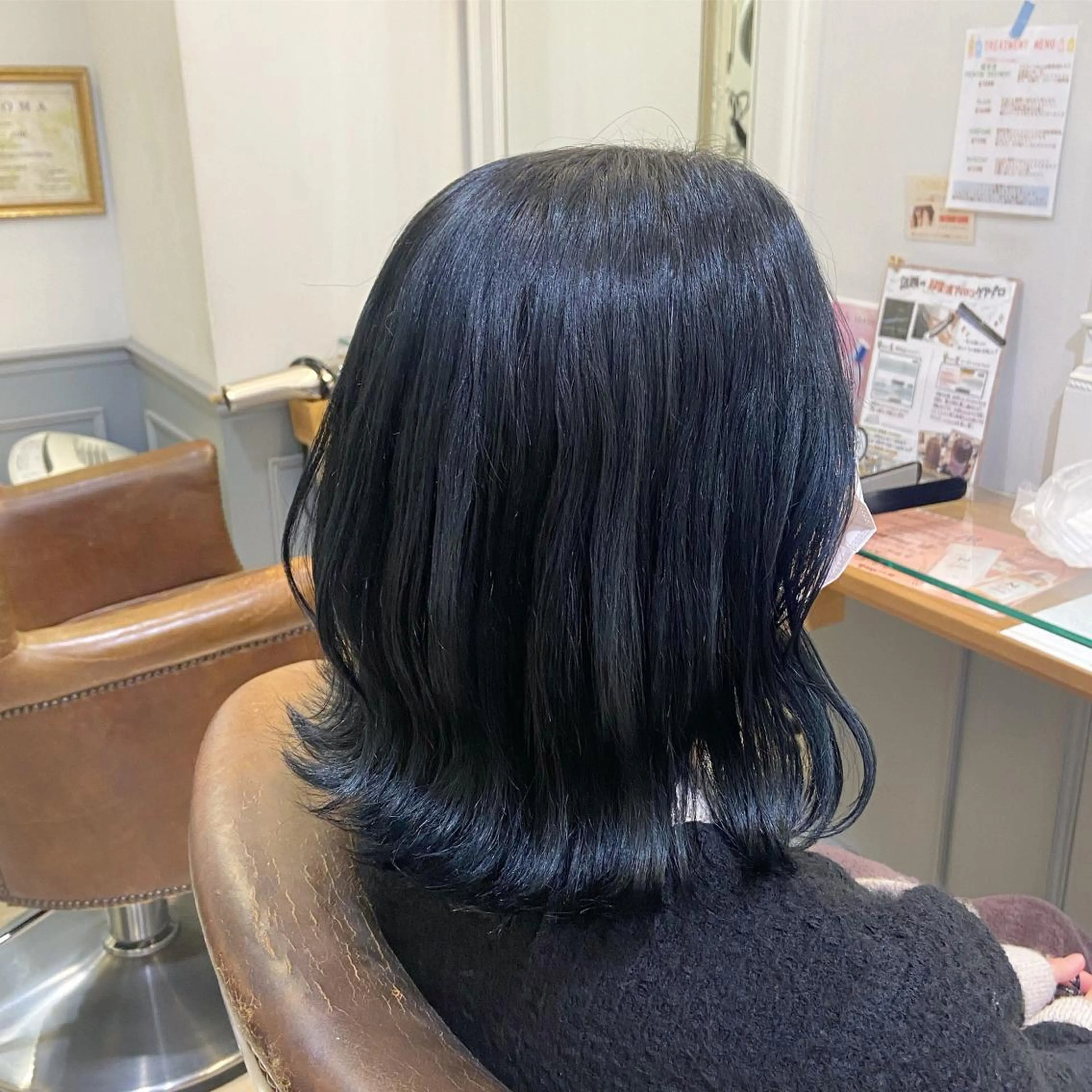 ミディアム カラー 黒髪 ブルーカラー ブルーブラック ピンクカラー カット ヘアカラー トリートメント 🫧 nanaco🫧のヘアスタイル