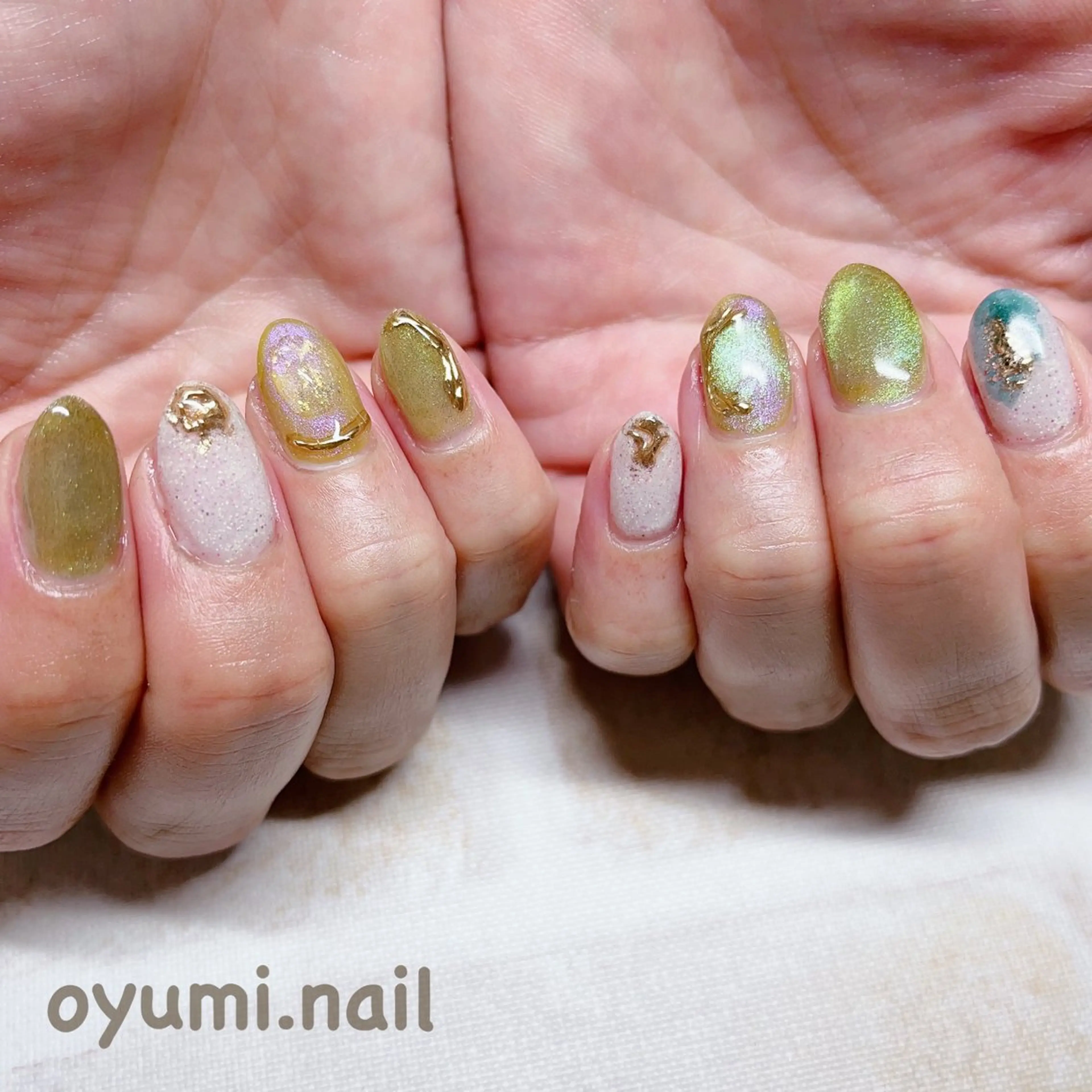 ネイル クリアネイル 成人式 グリーン マグネットネイル ニュアンスネイル ハンドネイル takanashi yumiのネイルデザイン