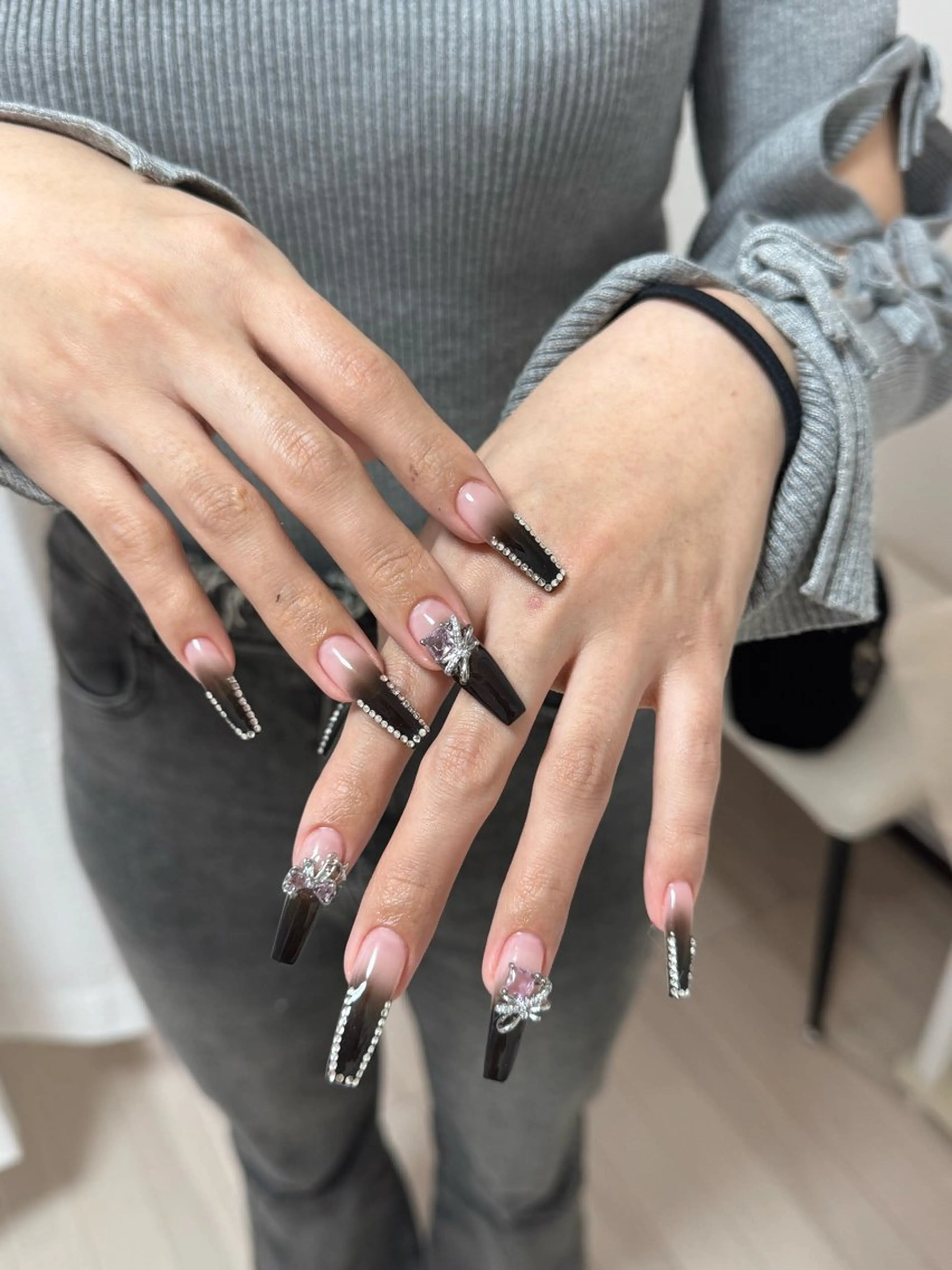 ネイル アートネイル オーロラネイル チークネイル フレンチネイル ガラスフレンチ ハンドネイル 🎀🎀YooLi Nail Salonのネイルデザイン