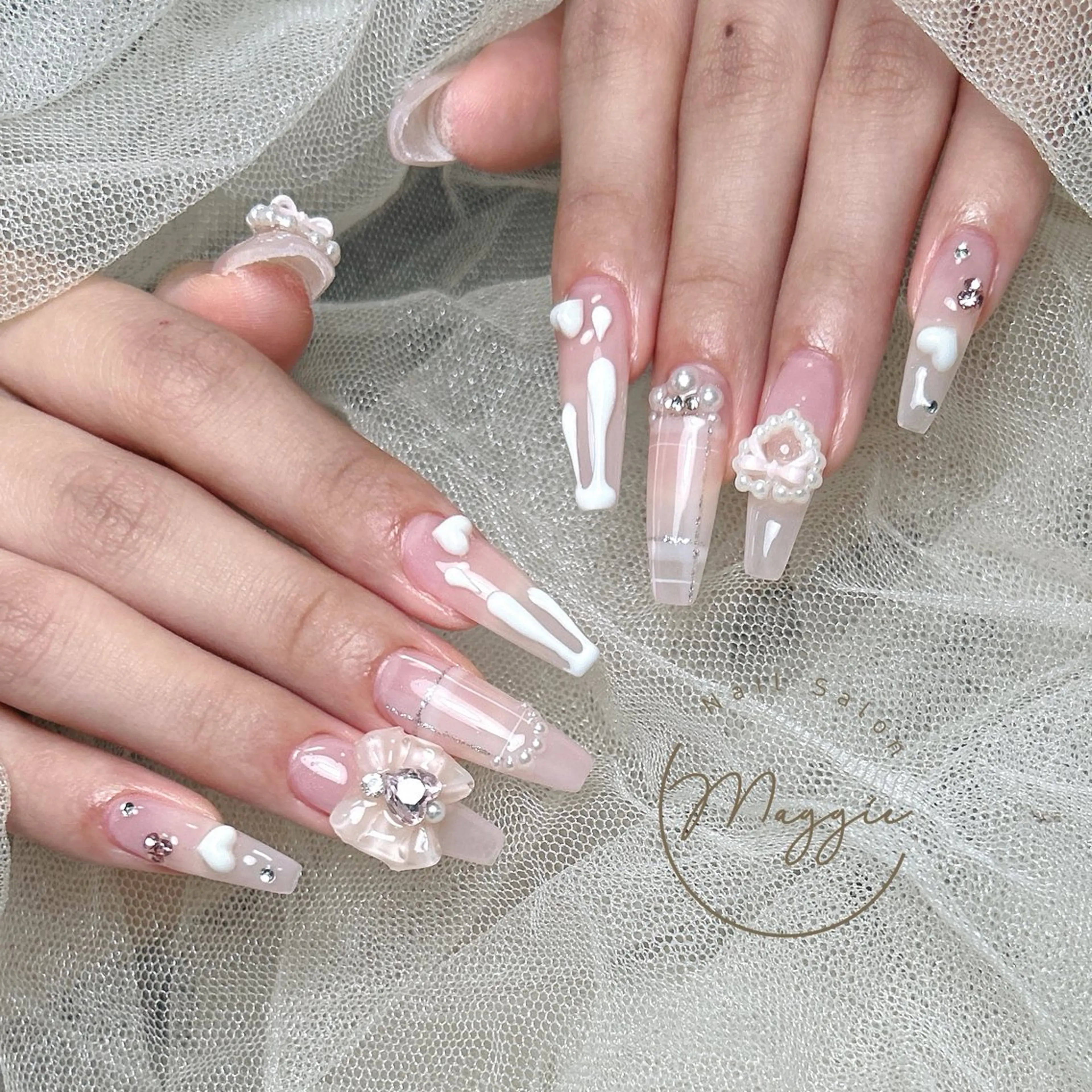 ネイル Maggie Nail🦩のネイルデザイン