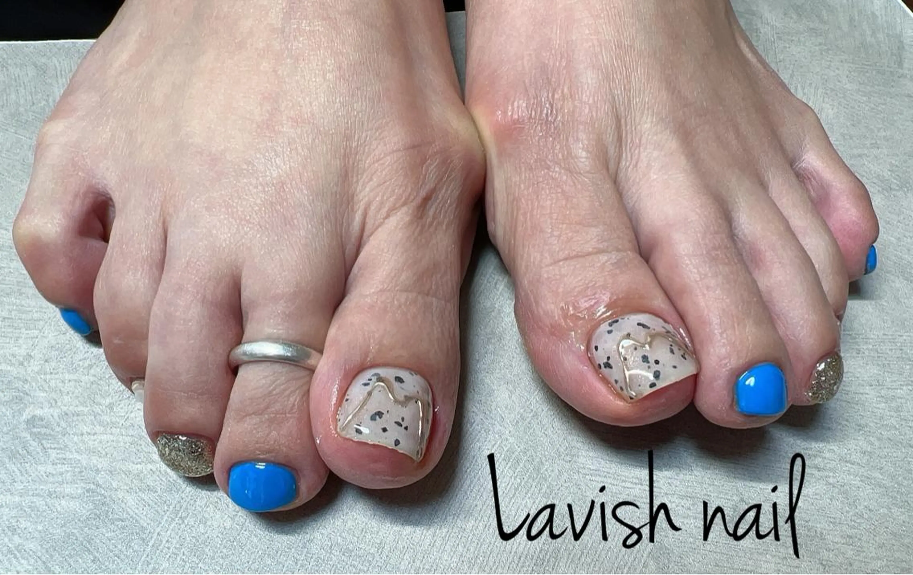 ネイル フットネイル Lavish nailのネイルデザイン