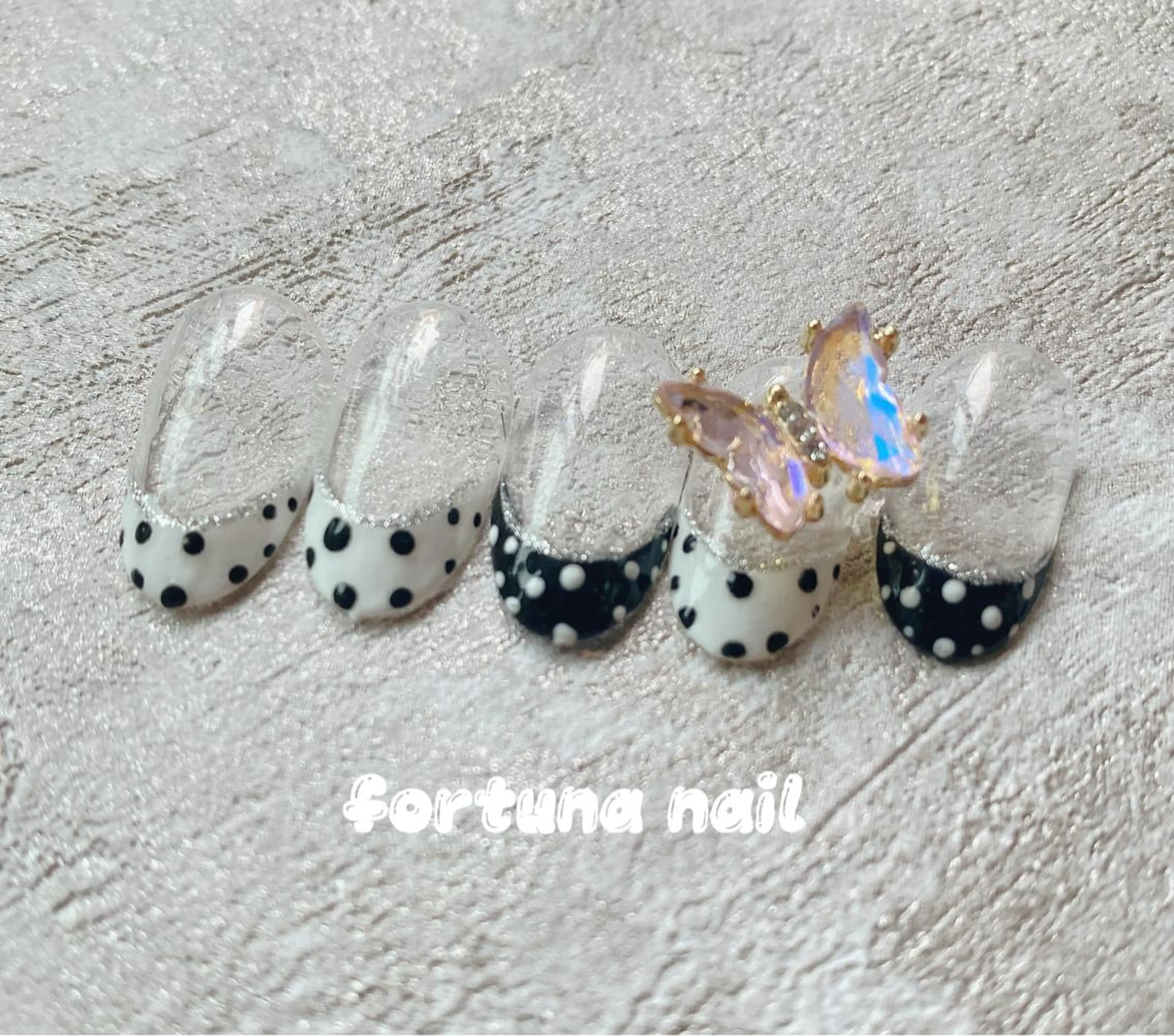 ネイル Nail •Head スパFortunaのネイルデザイン