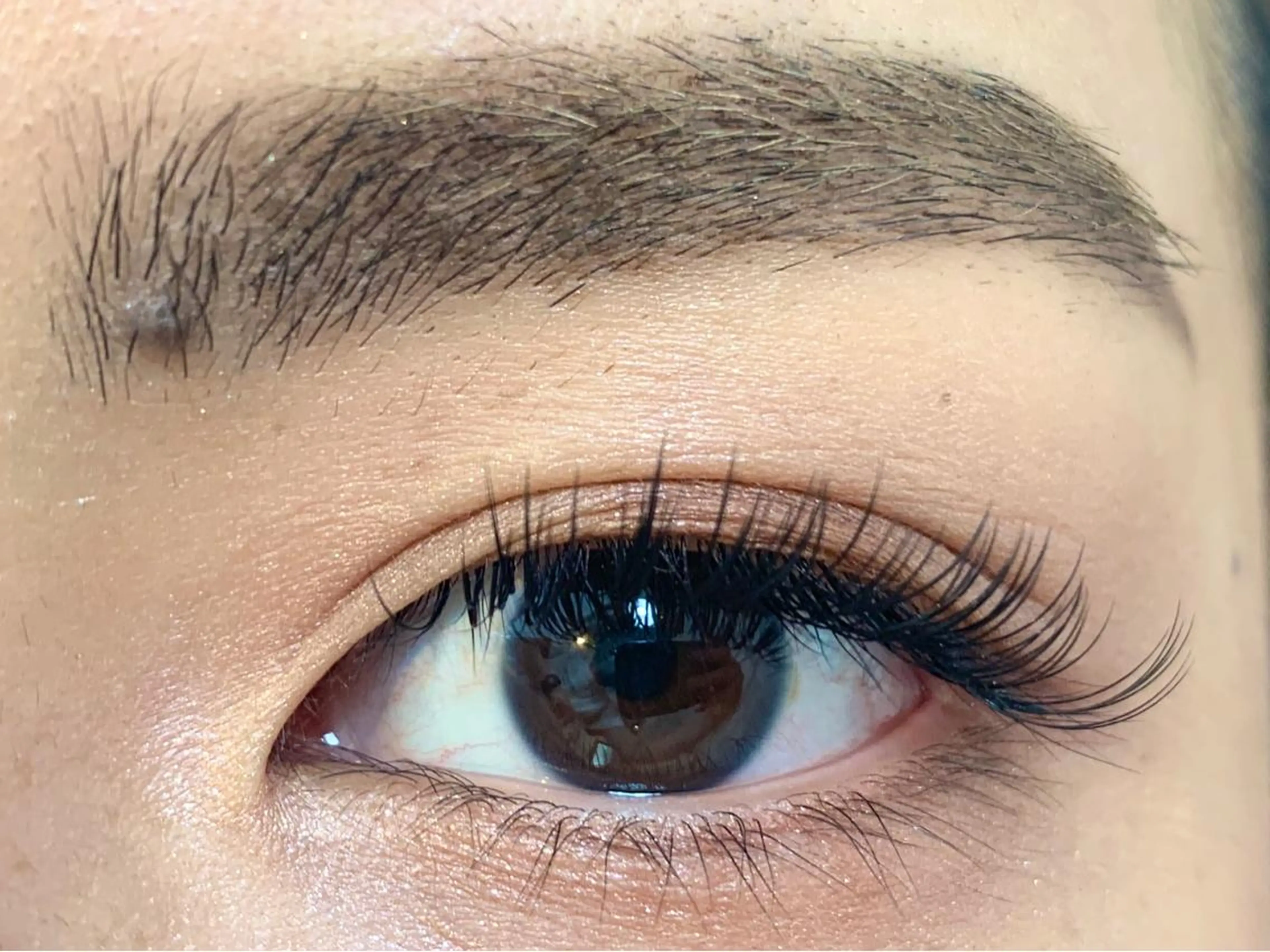 インパクトのある目元に‼︎140本⭐️選べる毛質🌈オフ込み。他店様リペア可能❣️の写真