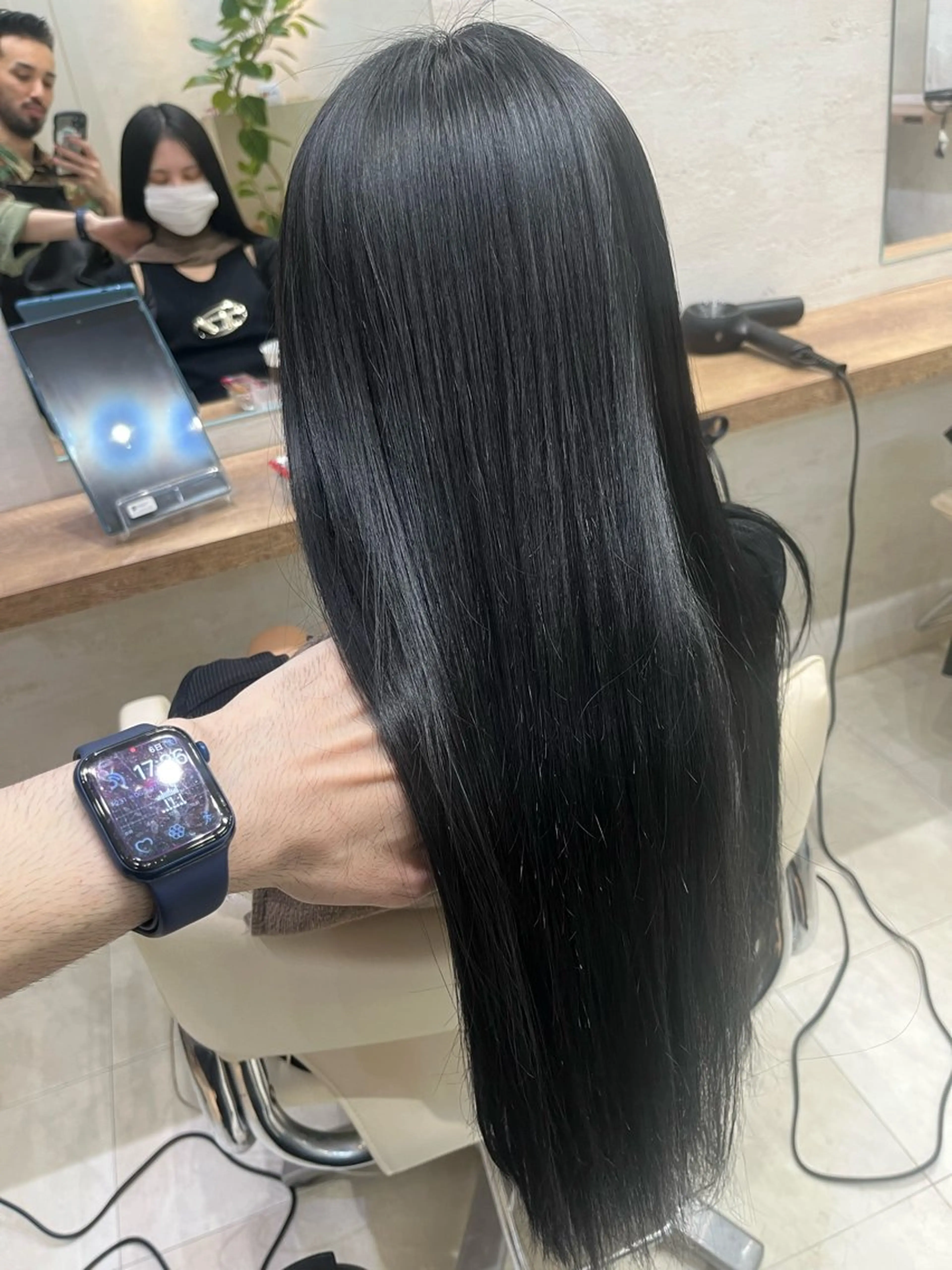 ロング 川俣 洋仁のヘアスタイル